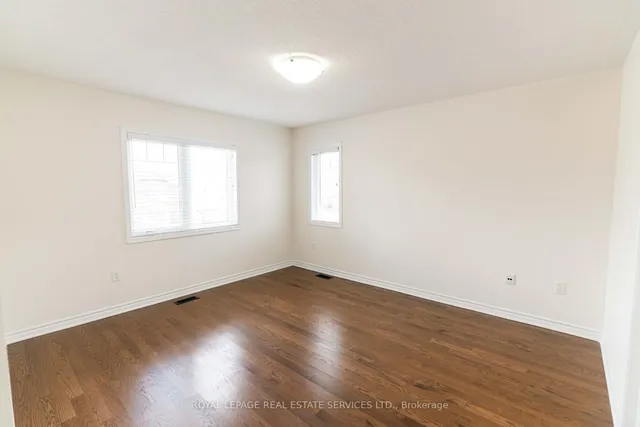 Additional image 14 of 974 Penson Cres