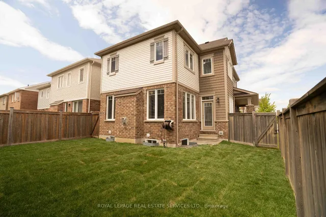 Additional image 2 of 974 Penson Cres