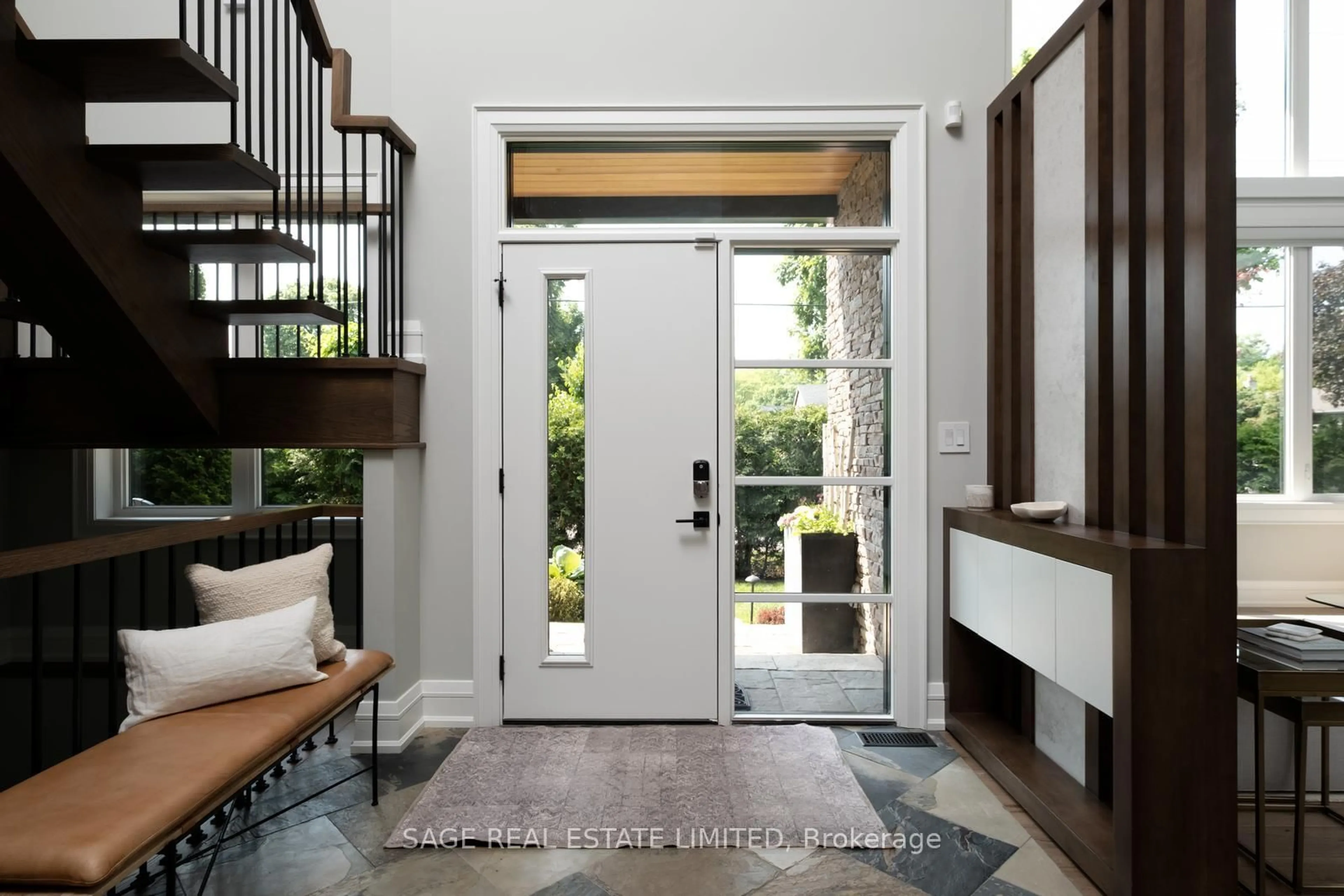 Indoor entryway for 26 Wellesworth Dr, Toronto Ontario M9C 4P7