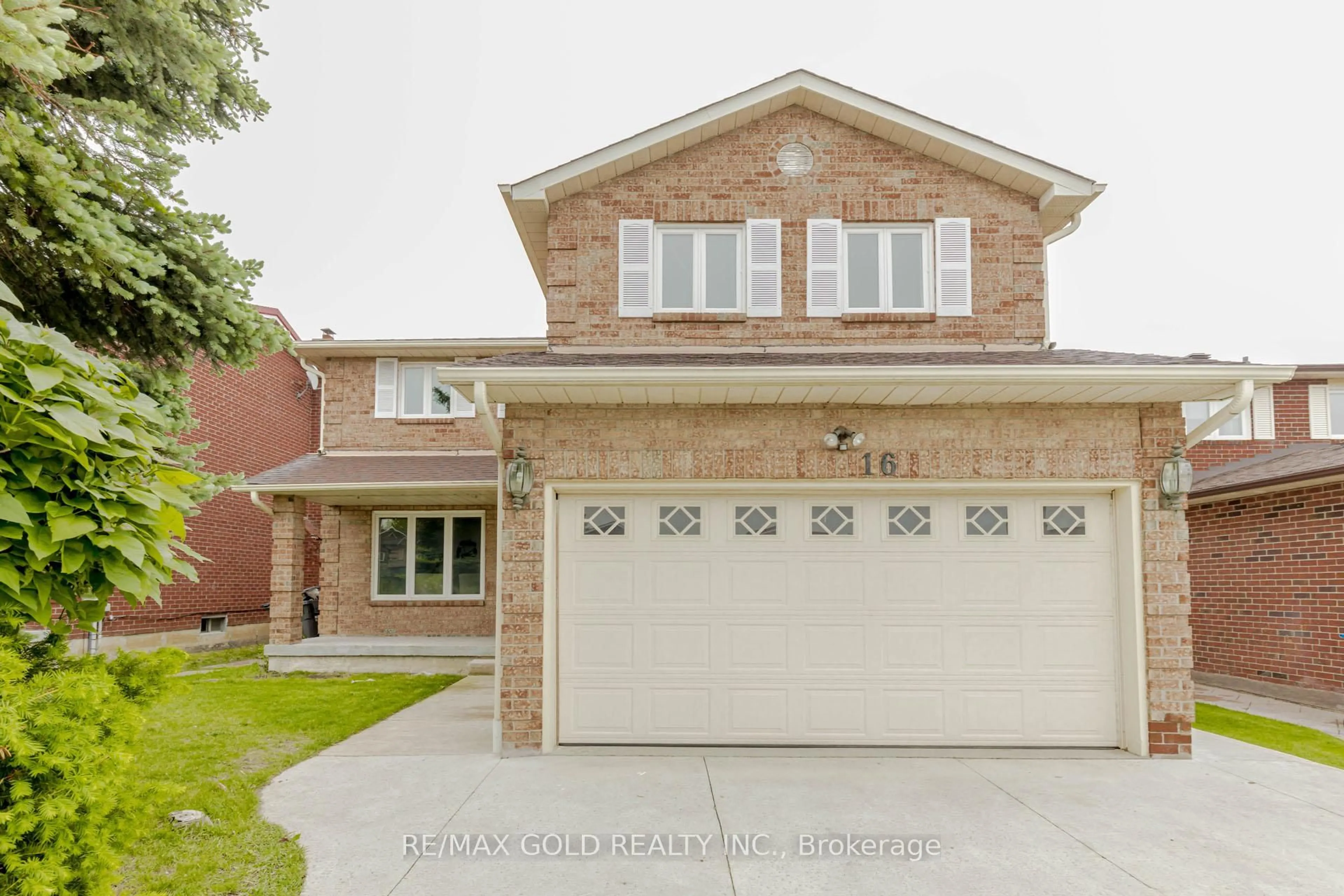Home with brick exterior material, street for 16 Polygon Crt, Brampton Ontario L6Z 3X6