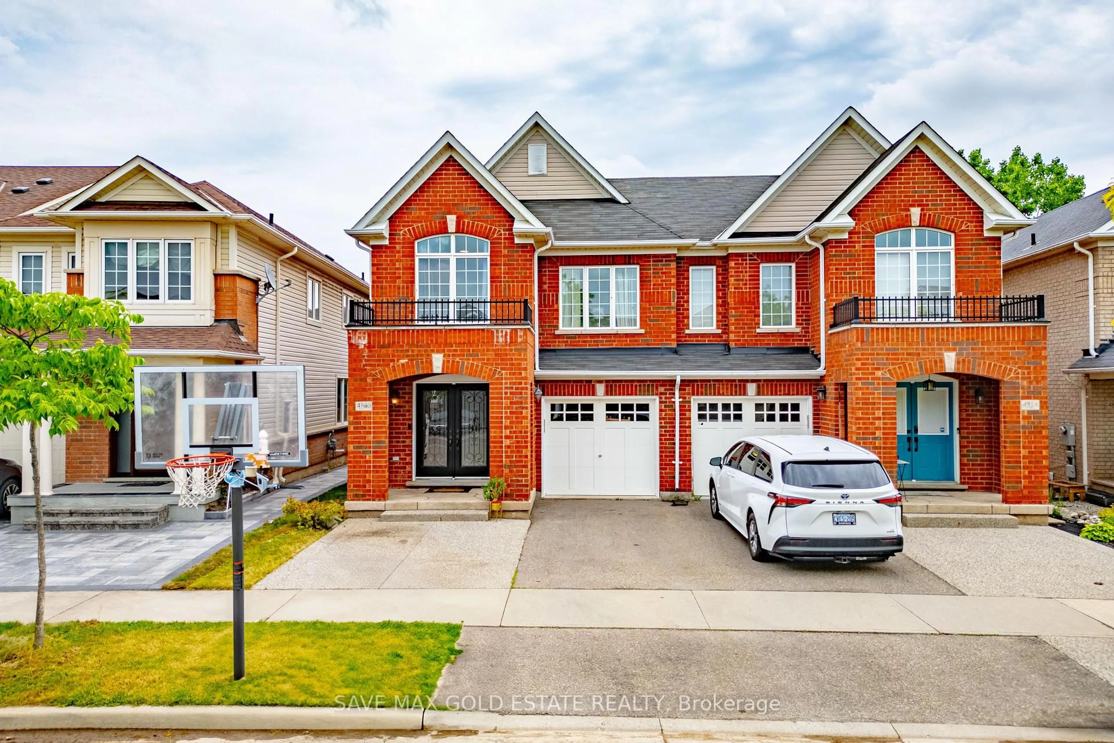 Home with brick exterior material, street for 4830 Verdi St, Burlington Ontario L7M 0H7