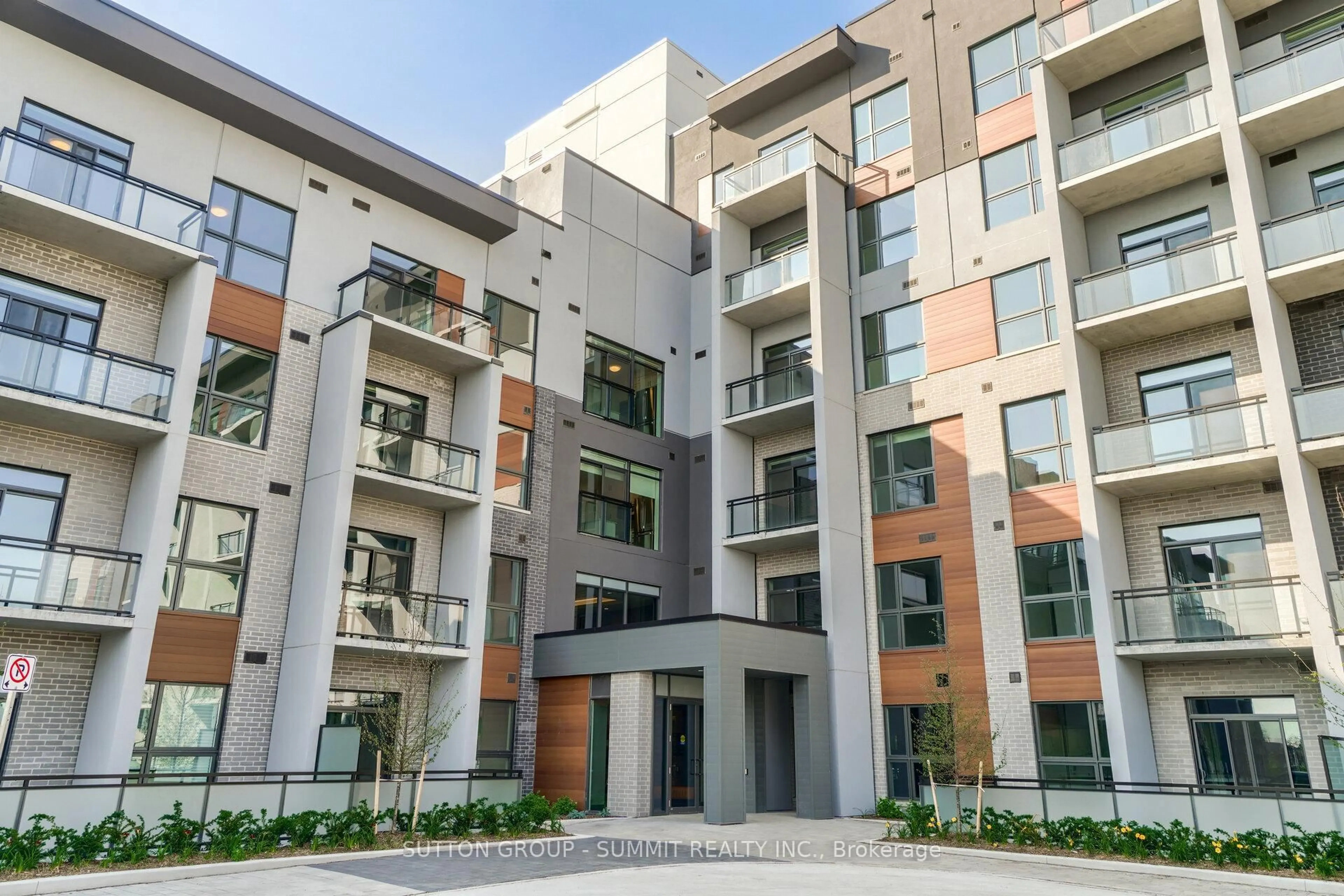 Unknown for 95 DUNDAS St #210, Oakville Ontario L6N 5N4