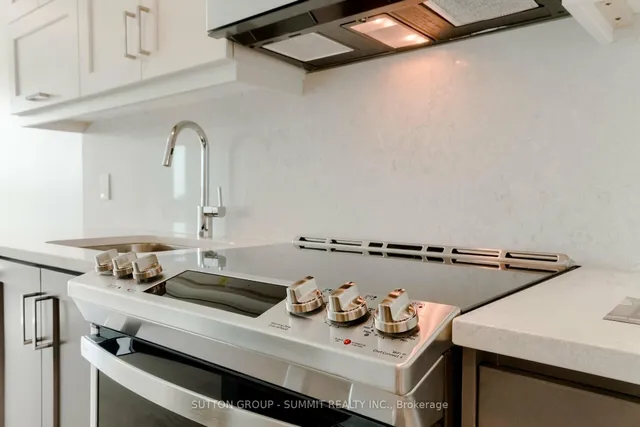 Additional property image - 95 DUNDAS St Unit 210