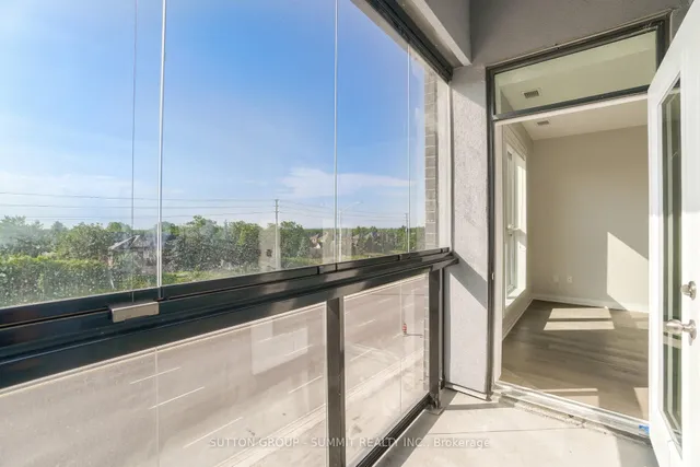 Additional property image - 95 DUNDAS St Unit 210