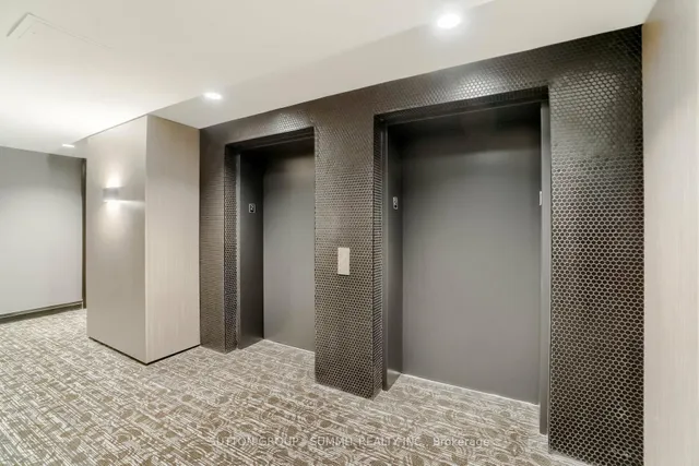 Additional property image - 95 DUNDAS St Unit 210
