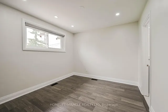 Additional image 24 of 159 Taysham Cres