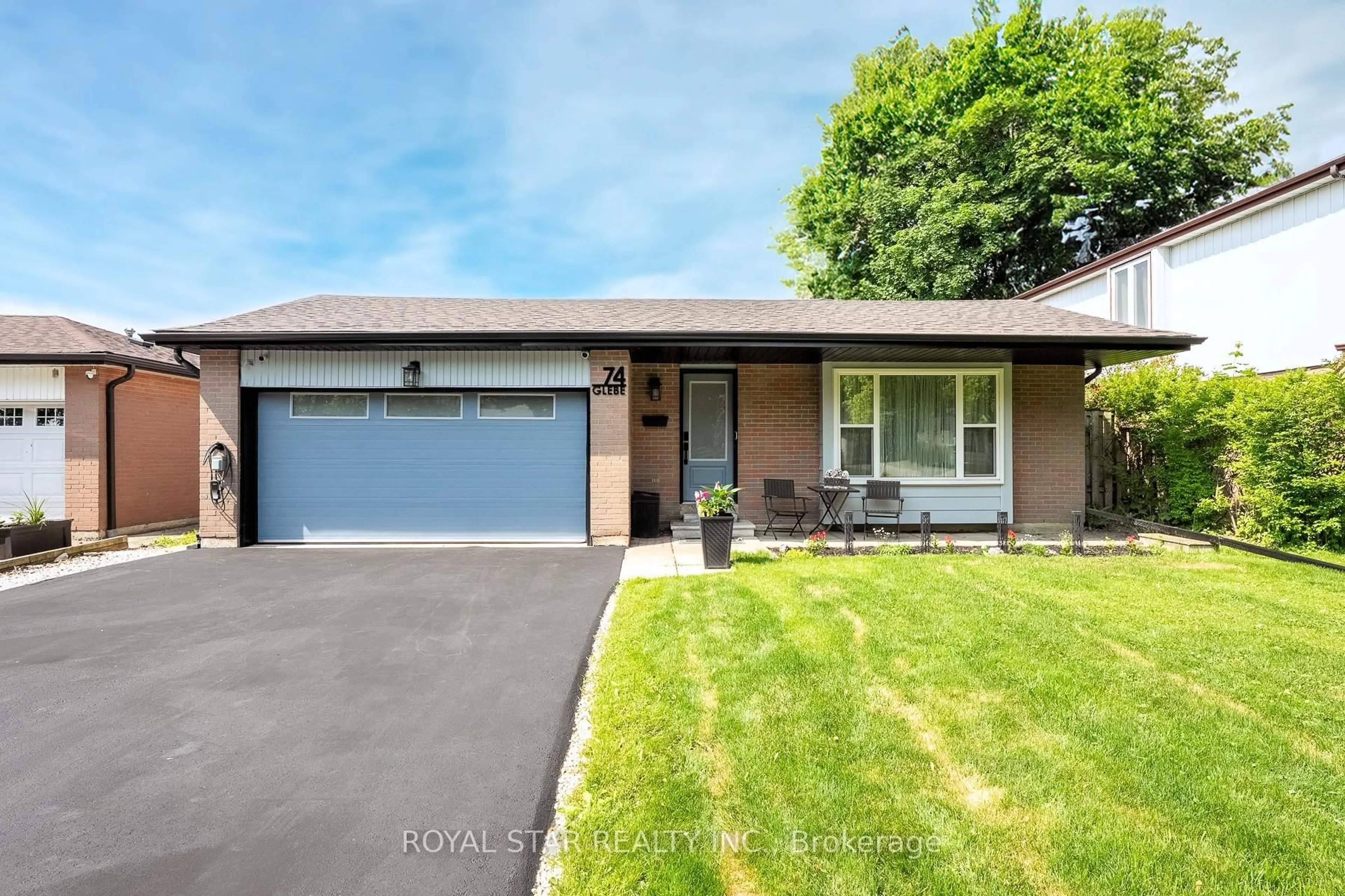 Home with vinyl exterior material, street for 74 Glebe Cres, Brampton Ontario L6S 1G1