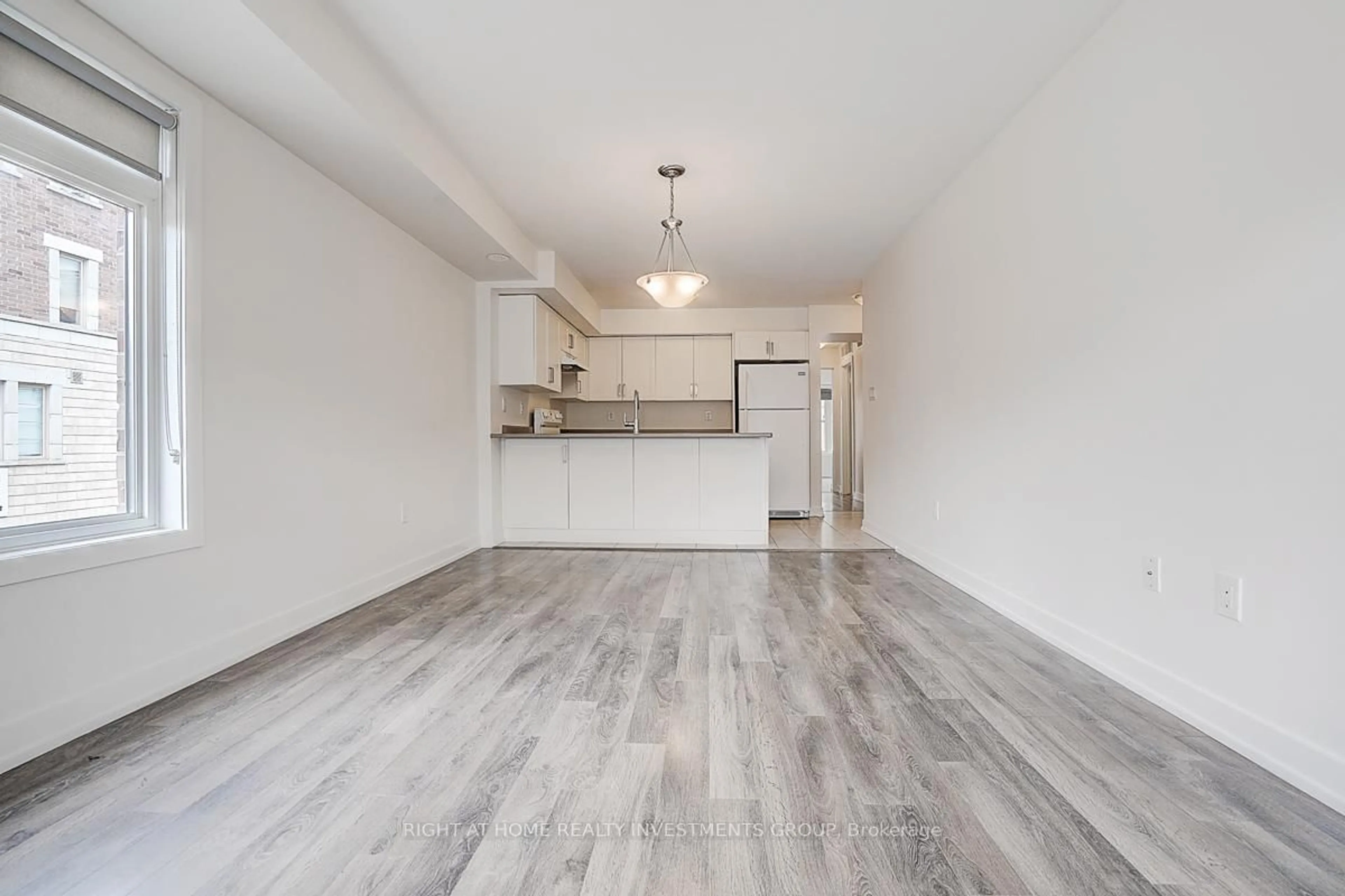 A pic of a room for 100 Parrotta Dr #116, Toronto Ontario M9M 0B5