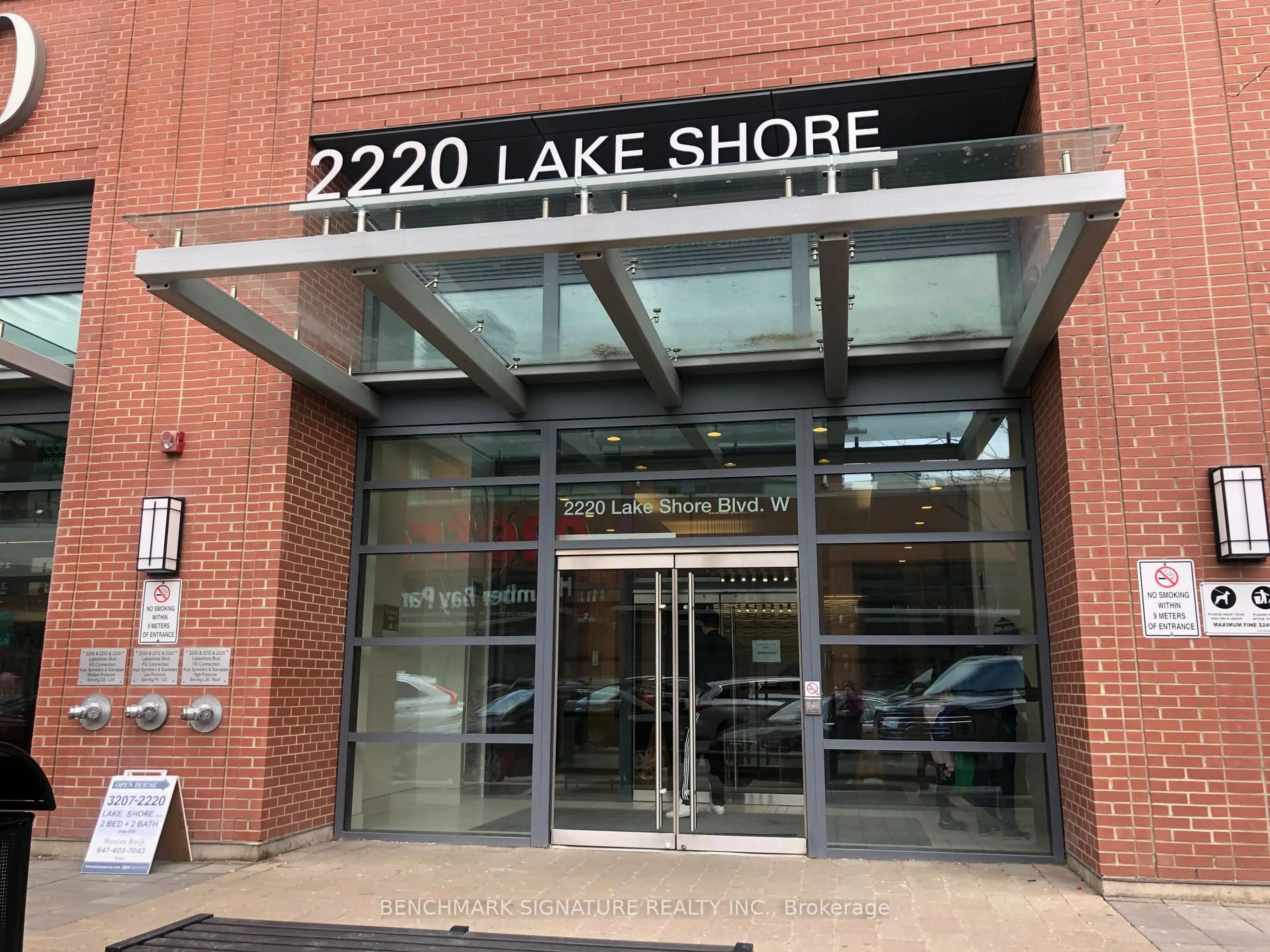 Unknown for 2220 Lake Shore Blvd Blvd #311, Toronto Ontario M8V 0C1