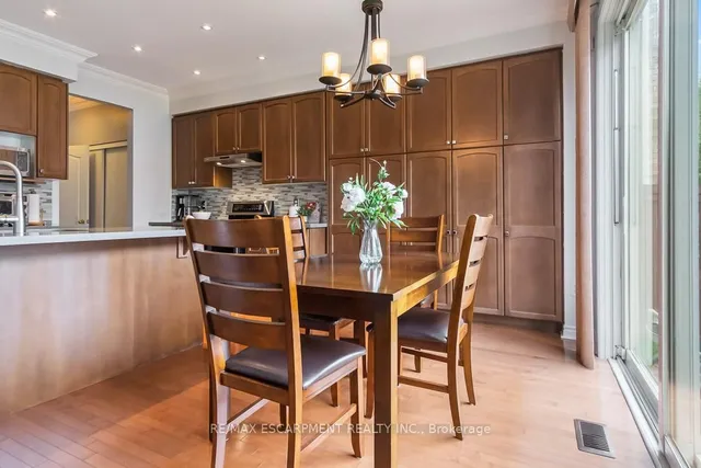 Additional property image - 7107 Appletree Lane