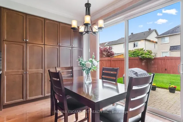 Additional property image - 7107 Appletree Lane
