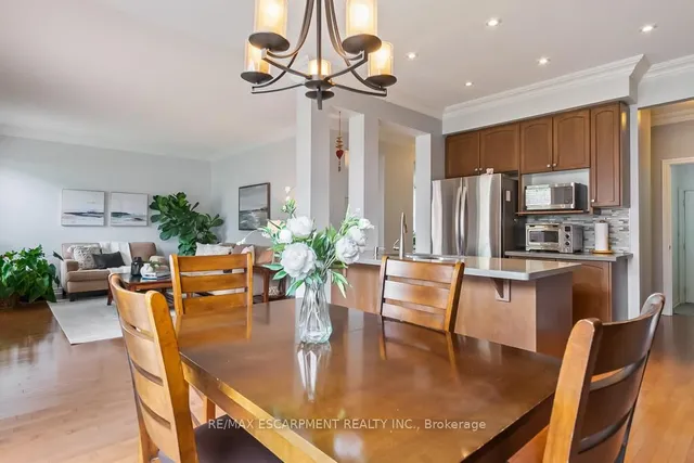 Additional property image - 7107 Appletree Lane