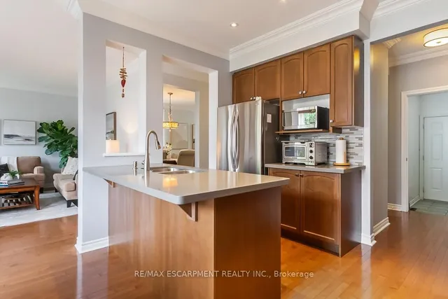Additional property image - 7107 Appletree Lane