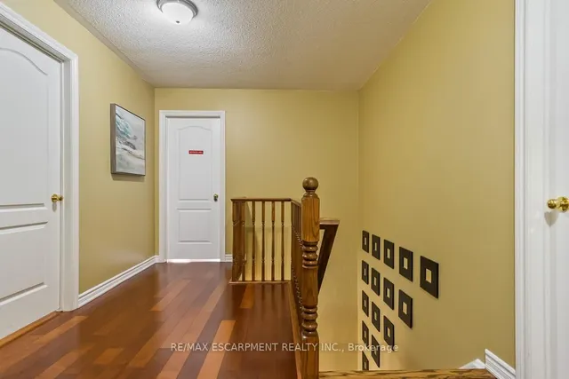 Additional property image - 7107 Appletree Lane