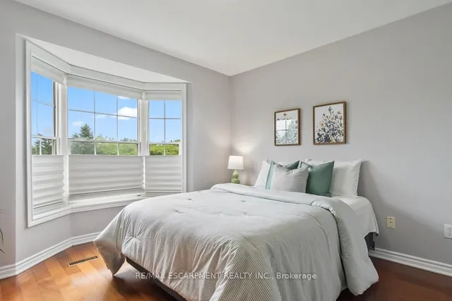 Additional property image - 7107 Appletree Lane
