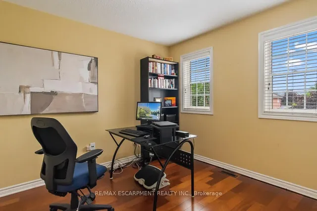 Additional property image - 7107 Appletree Lane