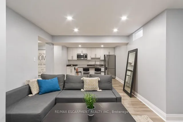 Additional property image - 7107 Appletree Lane