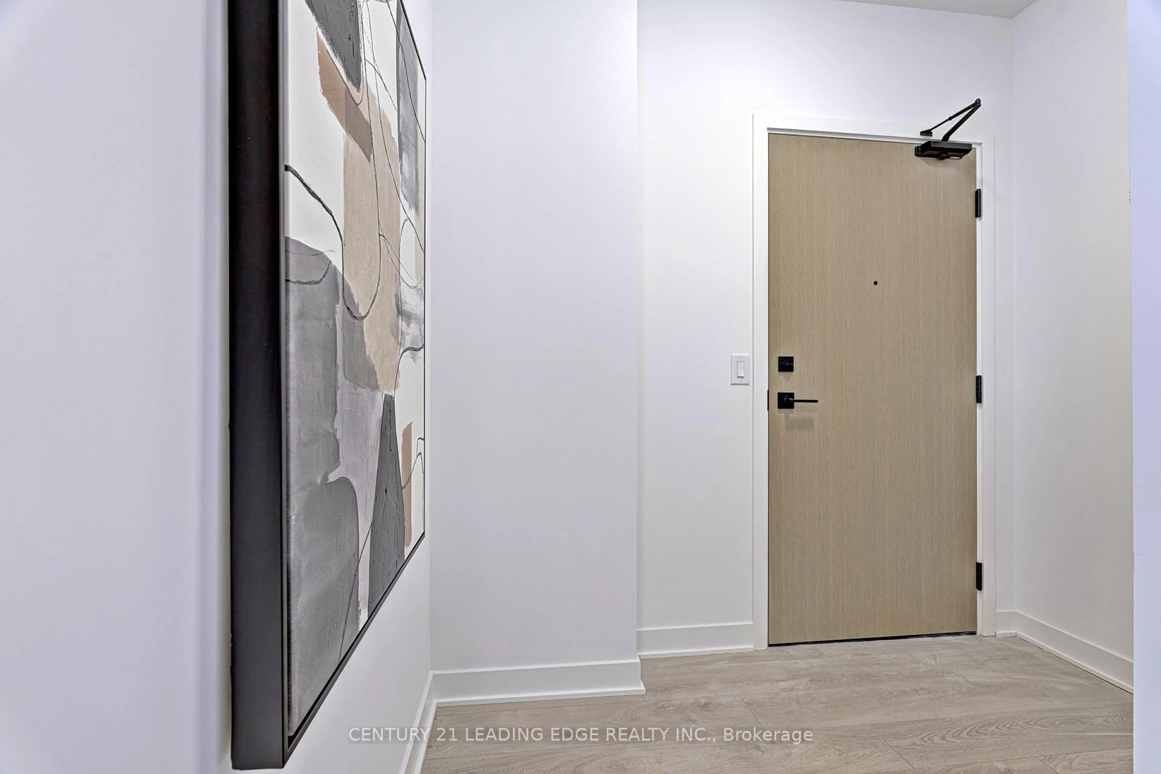 Indoor entryway for 36 ZORRA St #1808, Toronto Ontario M8Z 0G5
