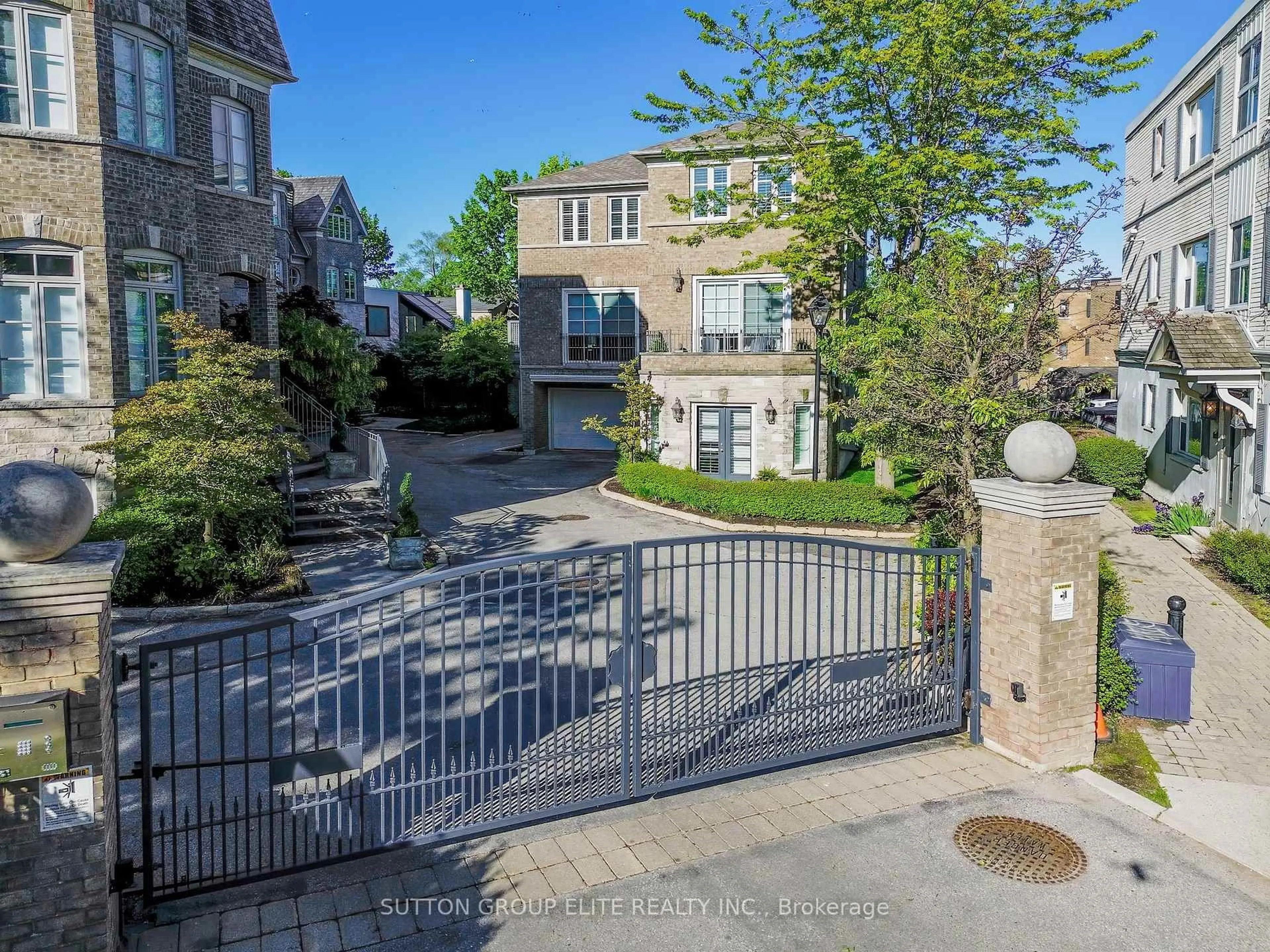 A pic from outside/outdoor area/front of a property/back of a property/a pic from drone, street for 16 Nautical Lane, Toronto Ontario M8V 4E7