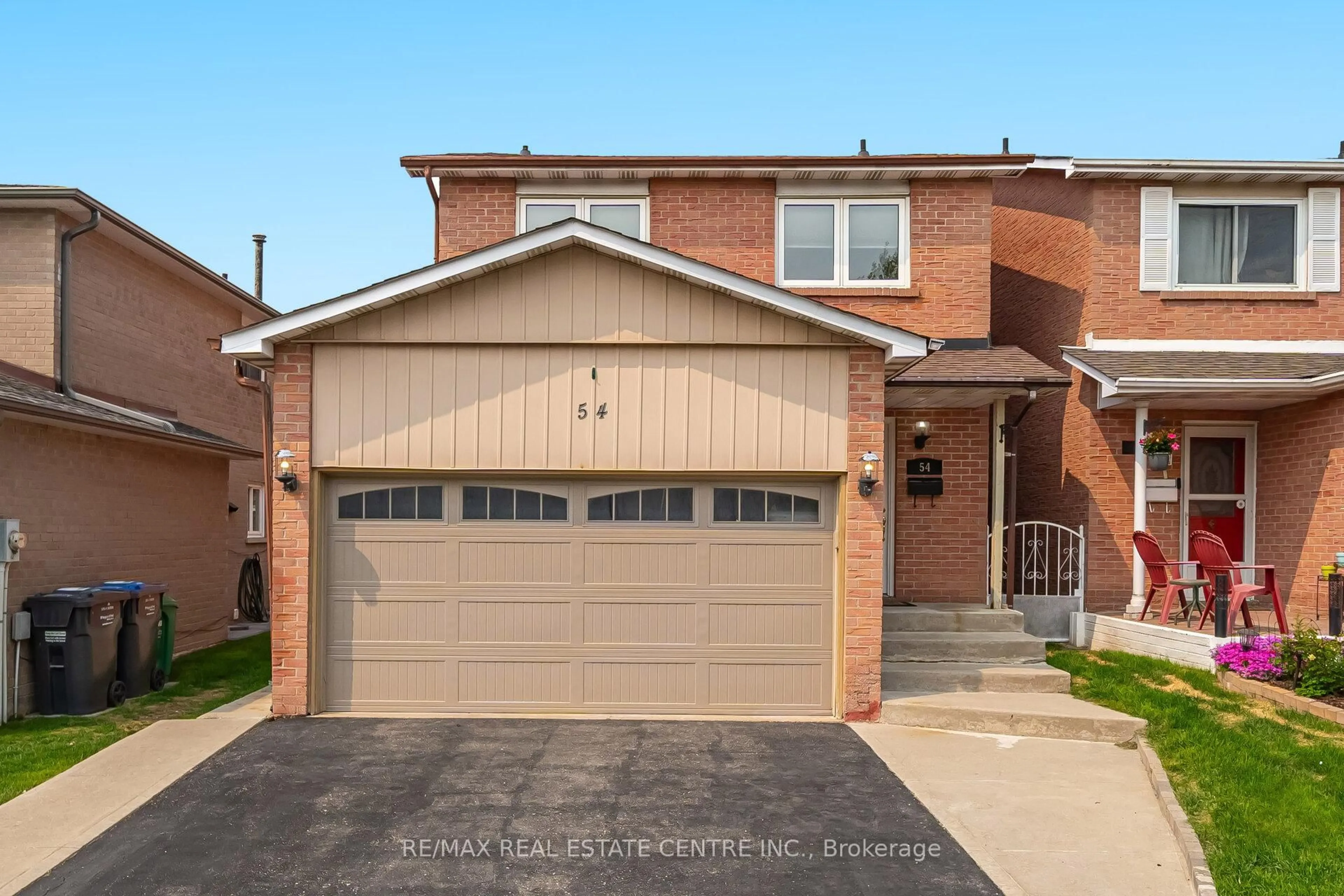 Home with brick exterior material, street for 54 Royal Palm Dr, Brampton Ontario L6Z 1P6