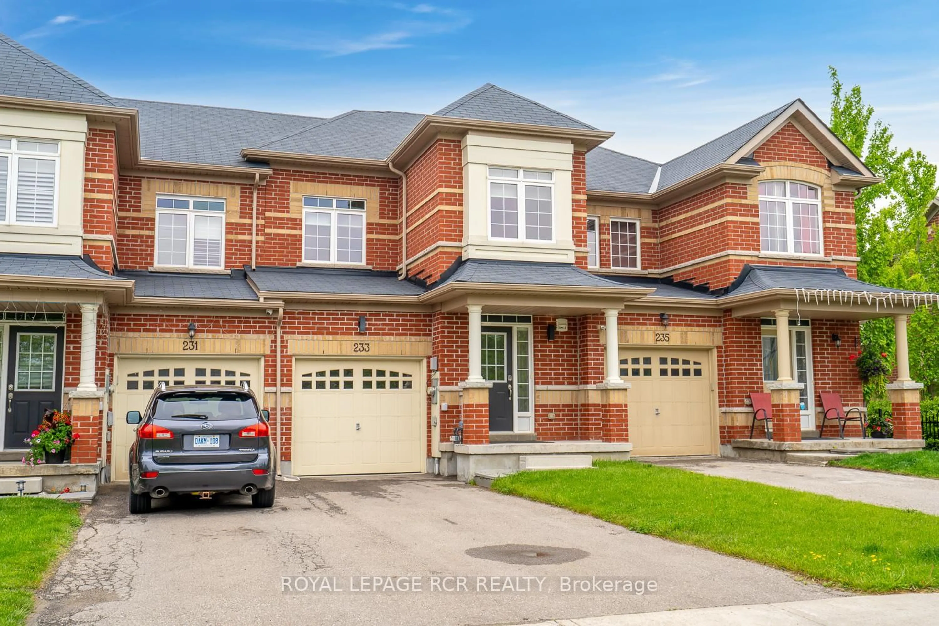 Home with brick exterior material, street for 233 Thompson Rd, Orangeville Ontario L9W 5T9