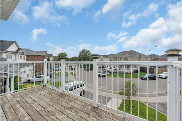 Additional image 19 of 56 Viceroy Cres