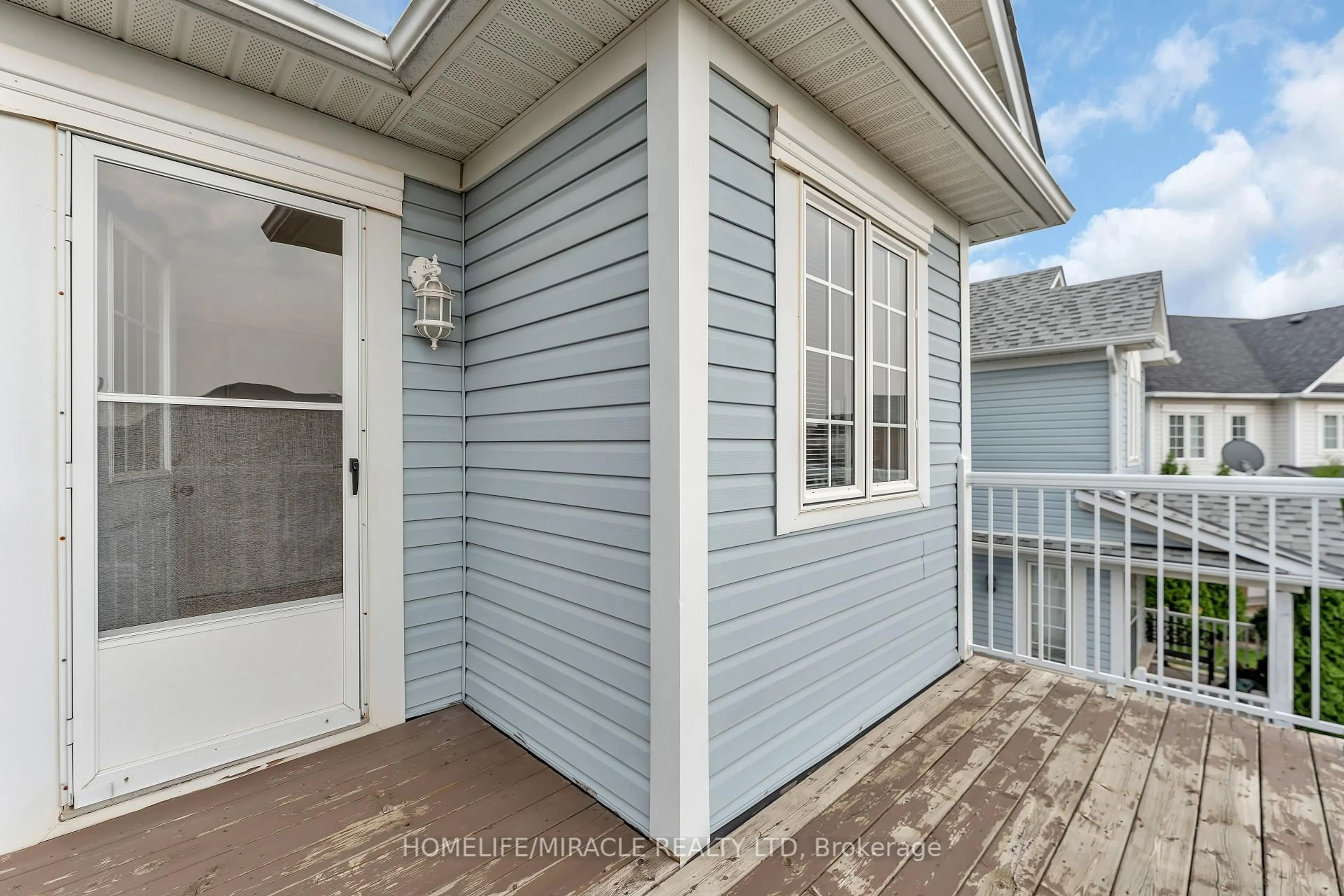 Home with vinyl exterior material, street for 56 Viceroy Cres, Brampton Ontario L7A 1V7