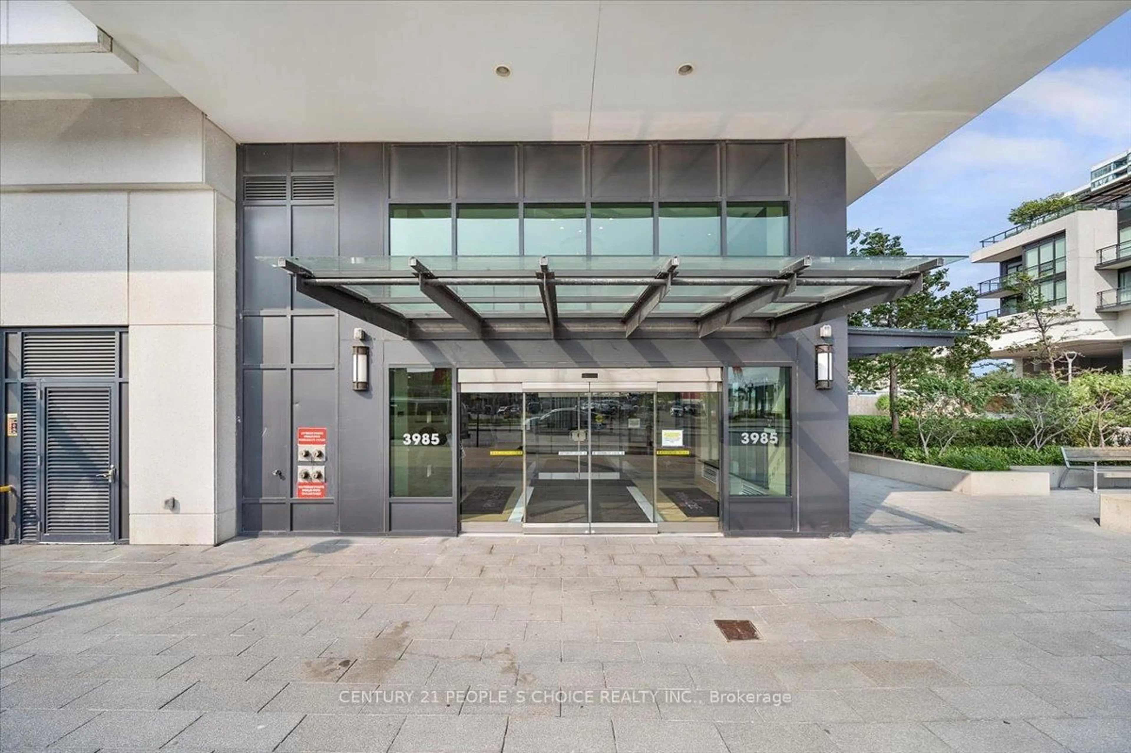 Indoor foyer for 3985 Grand Park Dr #2302, Mississauga Ontario L5B 0H8