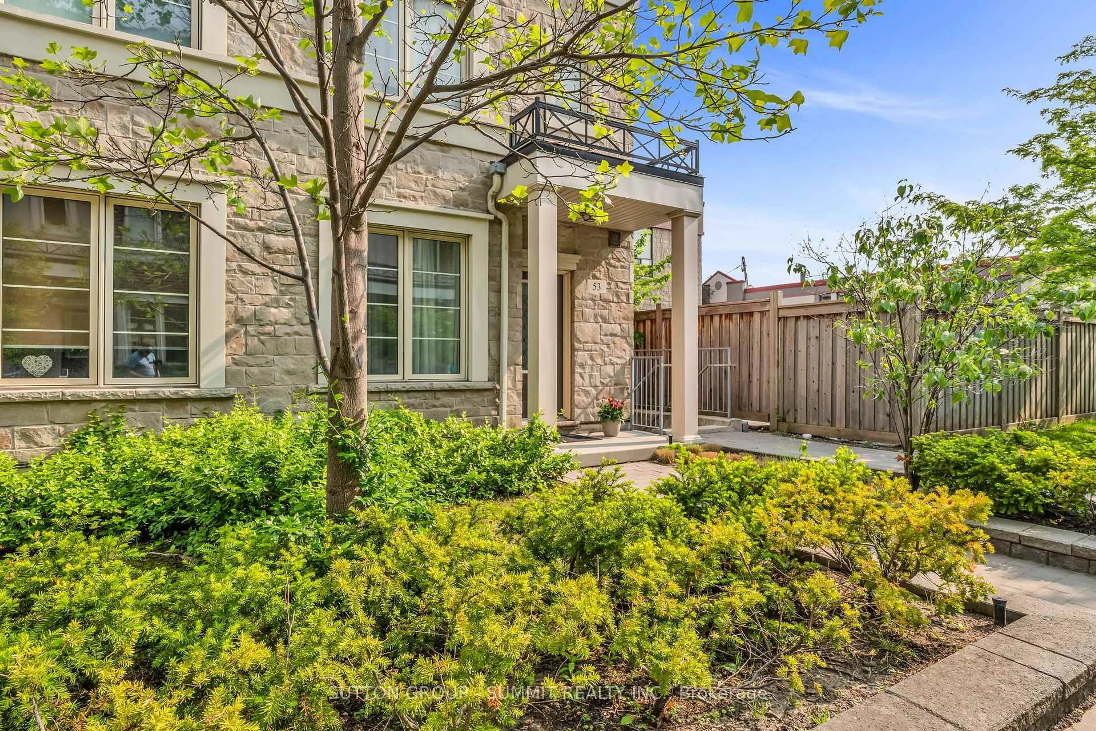 Home with brick exterior material, street for 636 Evans Ave #53, Toronto Ontario M8W 2W6