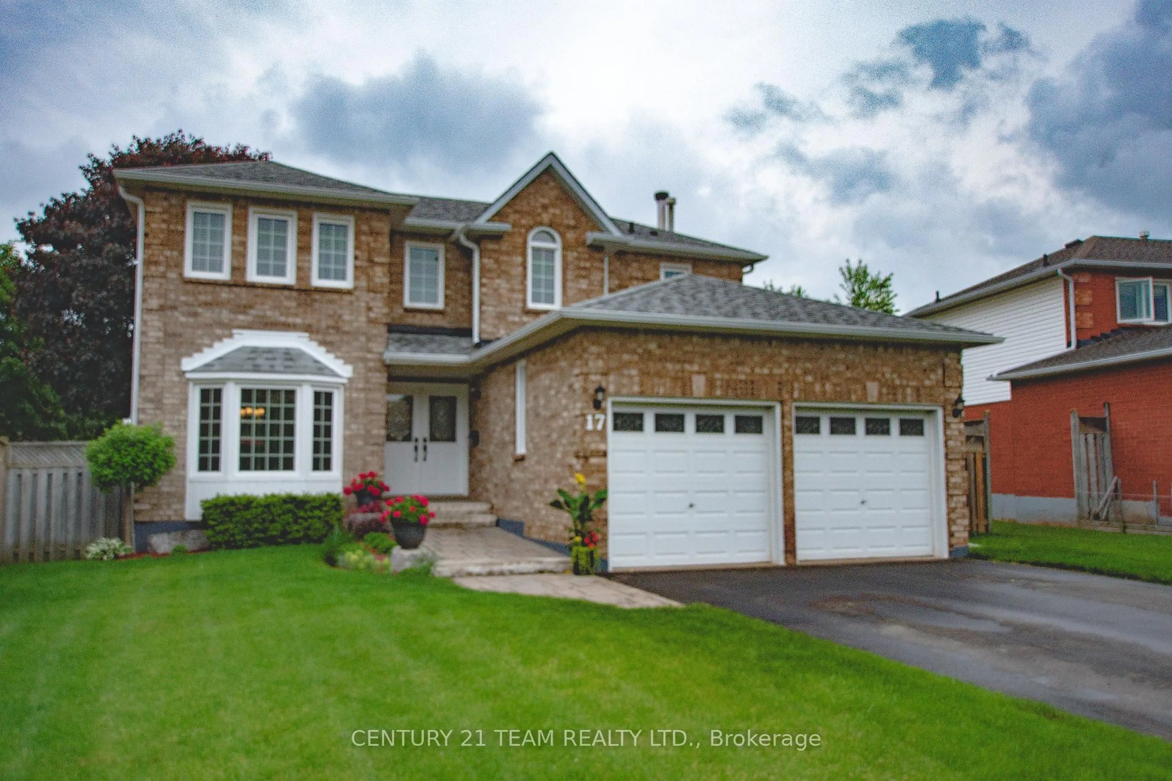 Home with brick exterior material, street for 17 Ruddell Cres, Halton Hills Ontario L7G 5N4