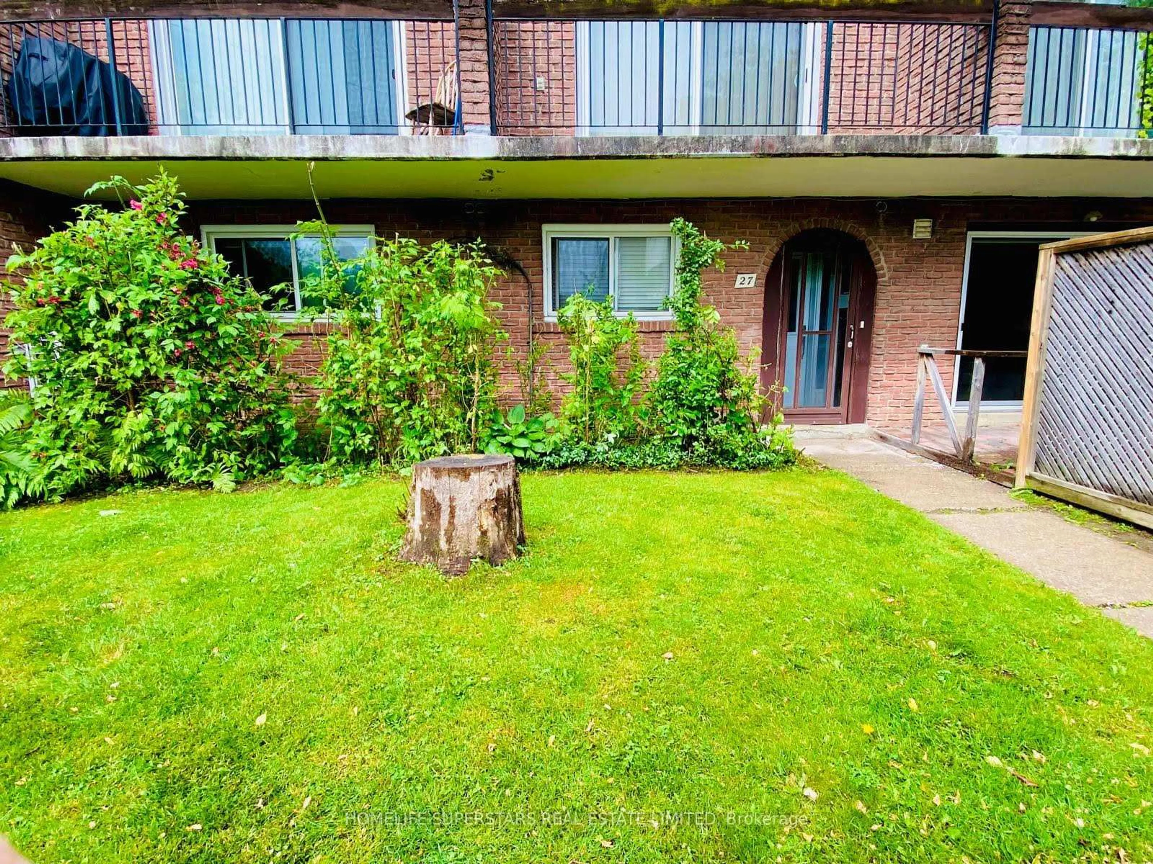 A pic from outside/outdoor area/front of a property/back of a property/a pic from drone, street for 83 Irwin Rd #27, Toronto Ontario M9W 5W1