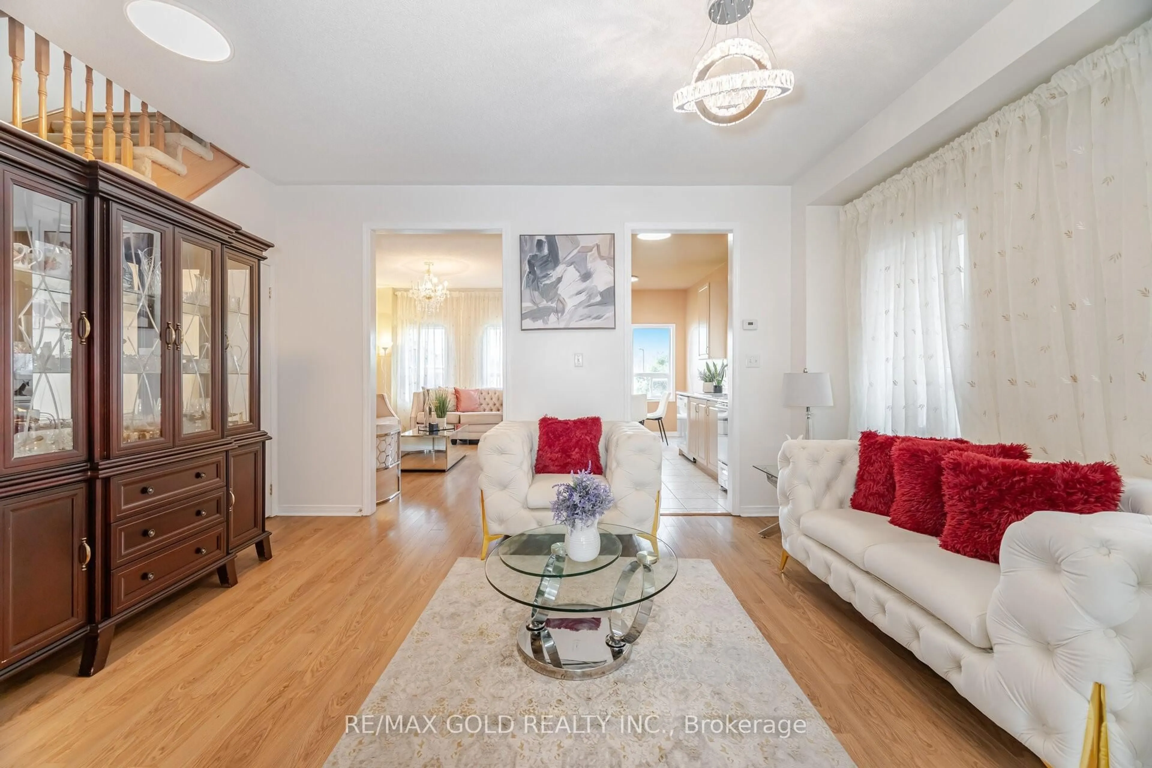 Living room with furniture, unknown for 88 Kettlewell Cres, Brampton Ontario L6R 0T1