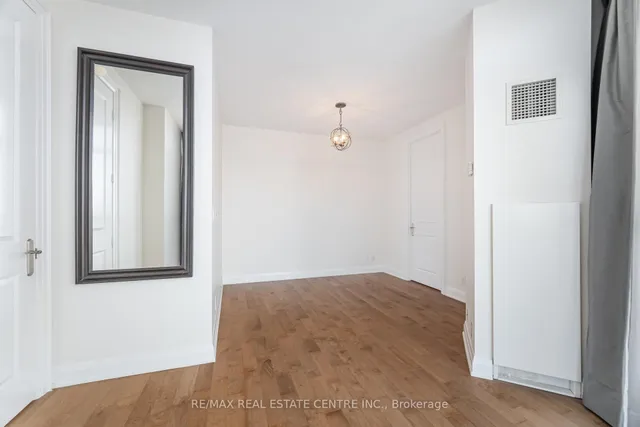 Additional image 24 of 50 Absolute Ave Unit 4908