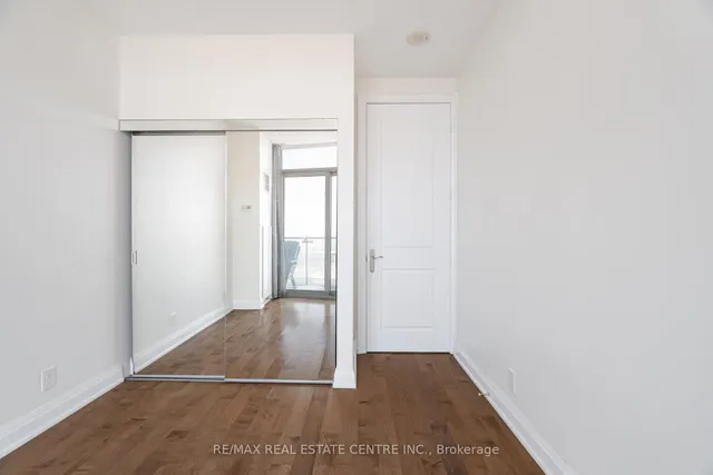 Additional image 19 of 50 Absolute Ave Unit 4908