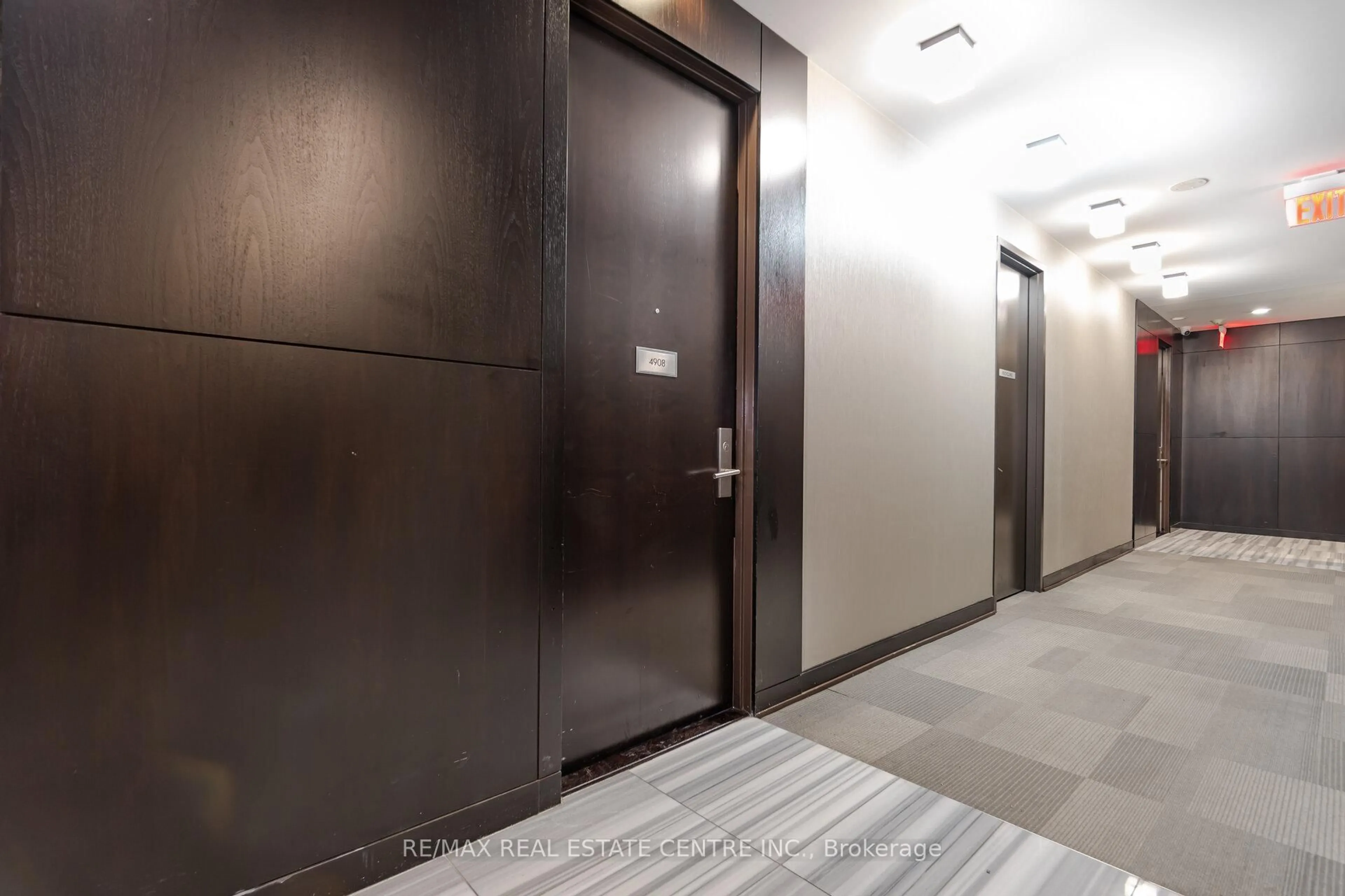 Indoor foyer for 50 Absolute Ave #4908, Mississauga Ontario L4Z 0A9