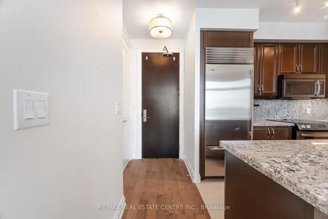 Additional image 36 of 50 Absolute Ave Unit 4908