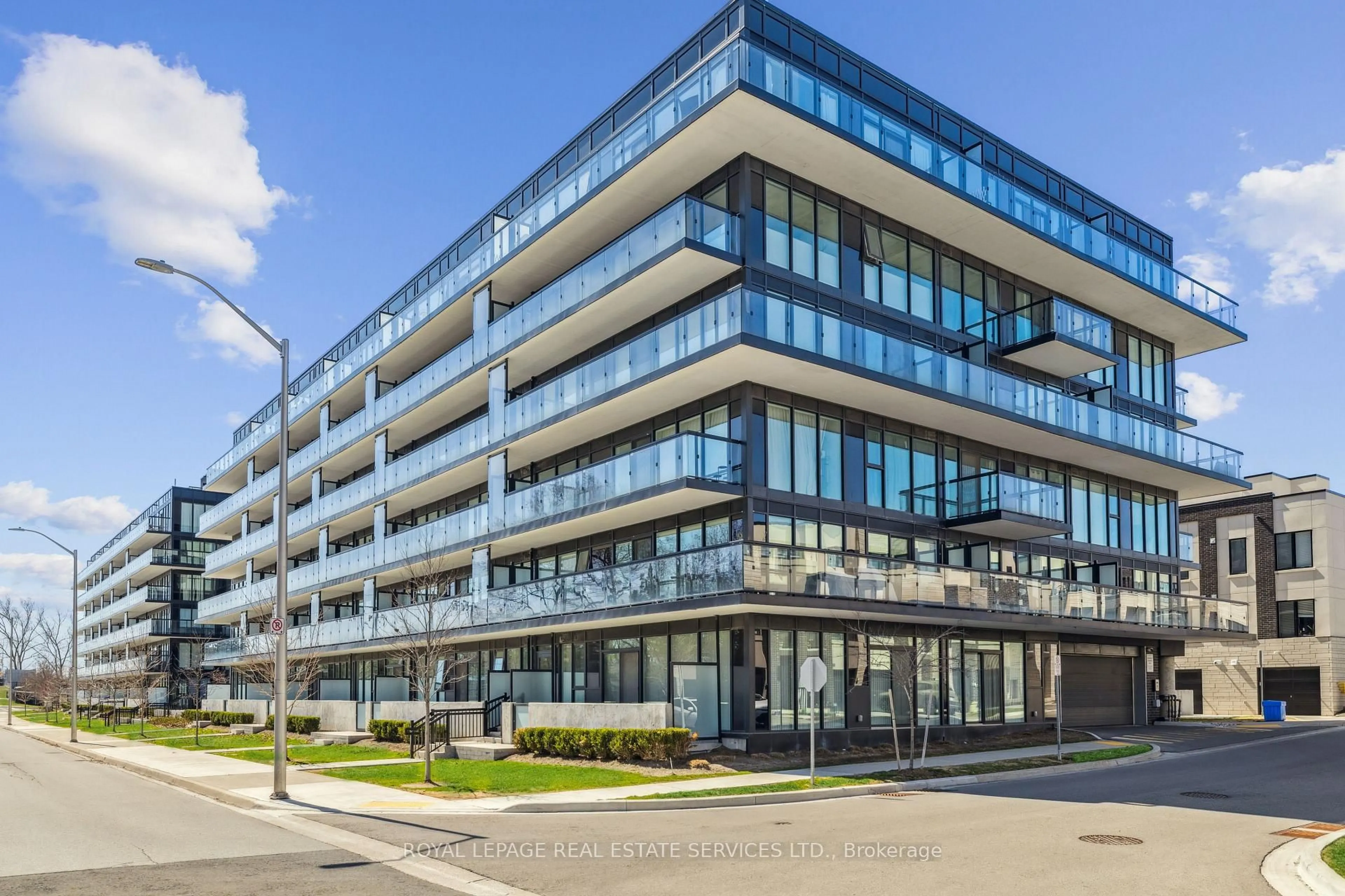 Unknown for 1119 Cooke Blvd #B429, Burlington Ontario L7T 0C7