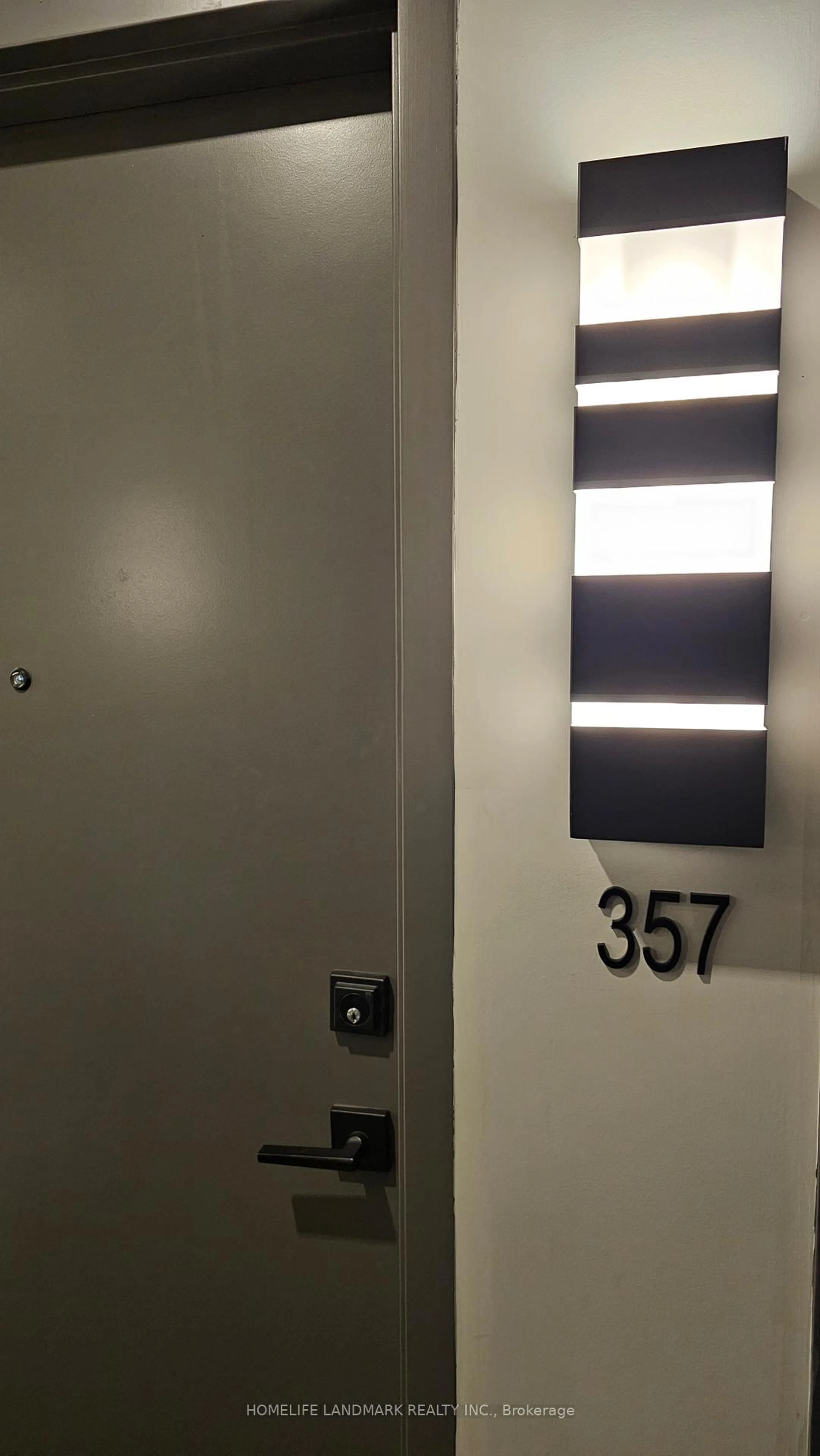 Unknown for 2489 Taunton Rd #357, Oakville Ontario L6H 3R9