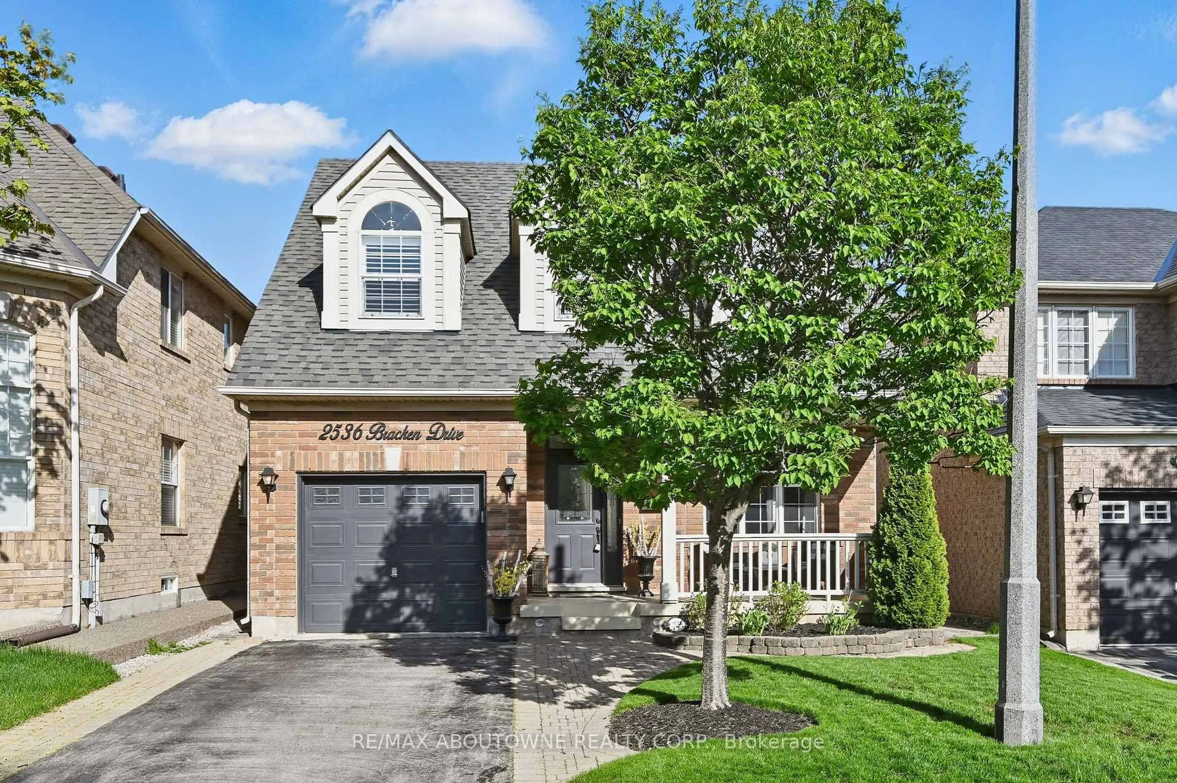 Home with brick exterior material, street for 2536 Bracken Dr, Oakville Ontario L6M 4R7