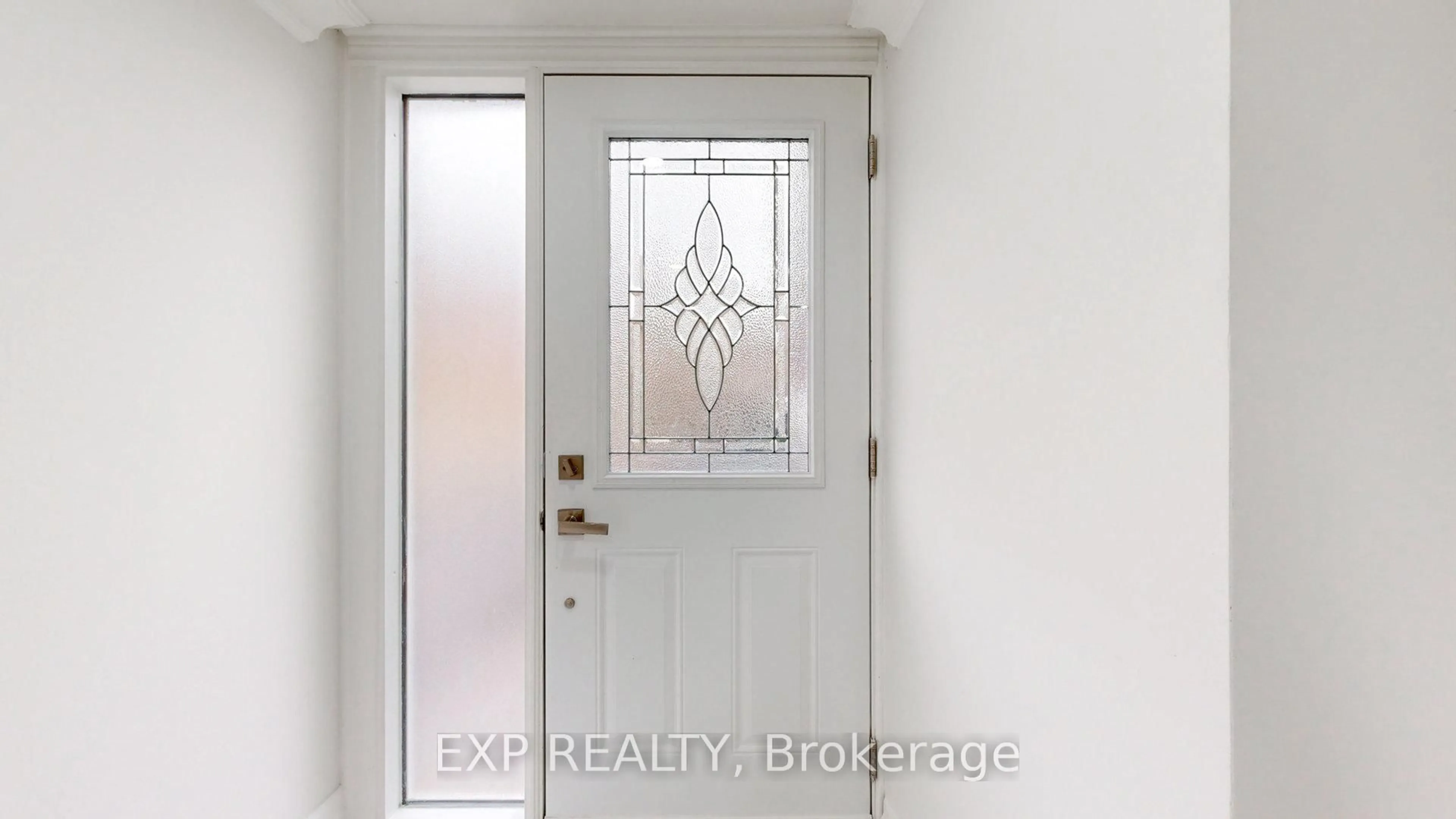 Indoor entryway for 2315 Bromsgrove Rd #90, Mississauga Ontario L5J 4A6