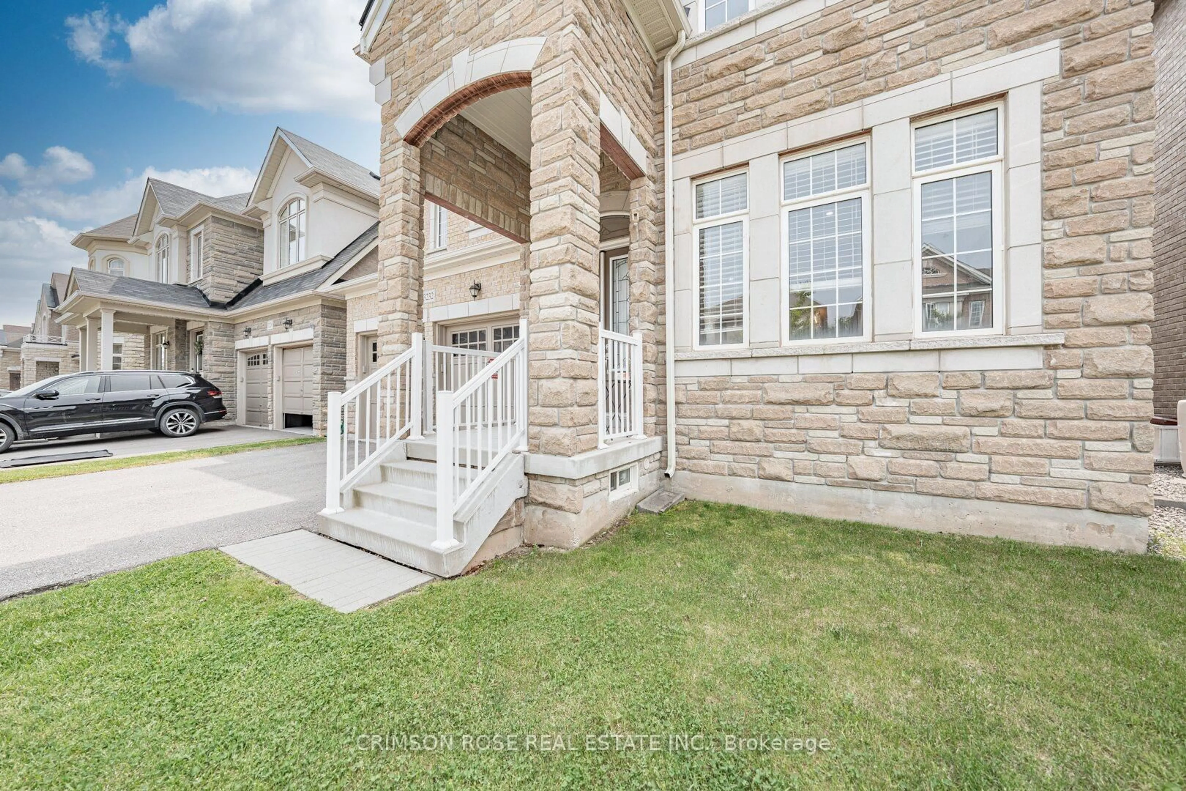Home with brick exterior material, street for 3232 Meadow Marsh Cres, Oakville Ontario L6H 0T6