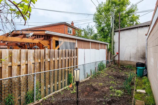 Additional property image - 683 Old Weston Rd