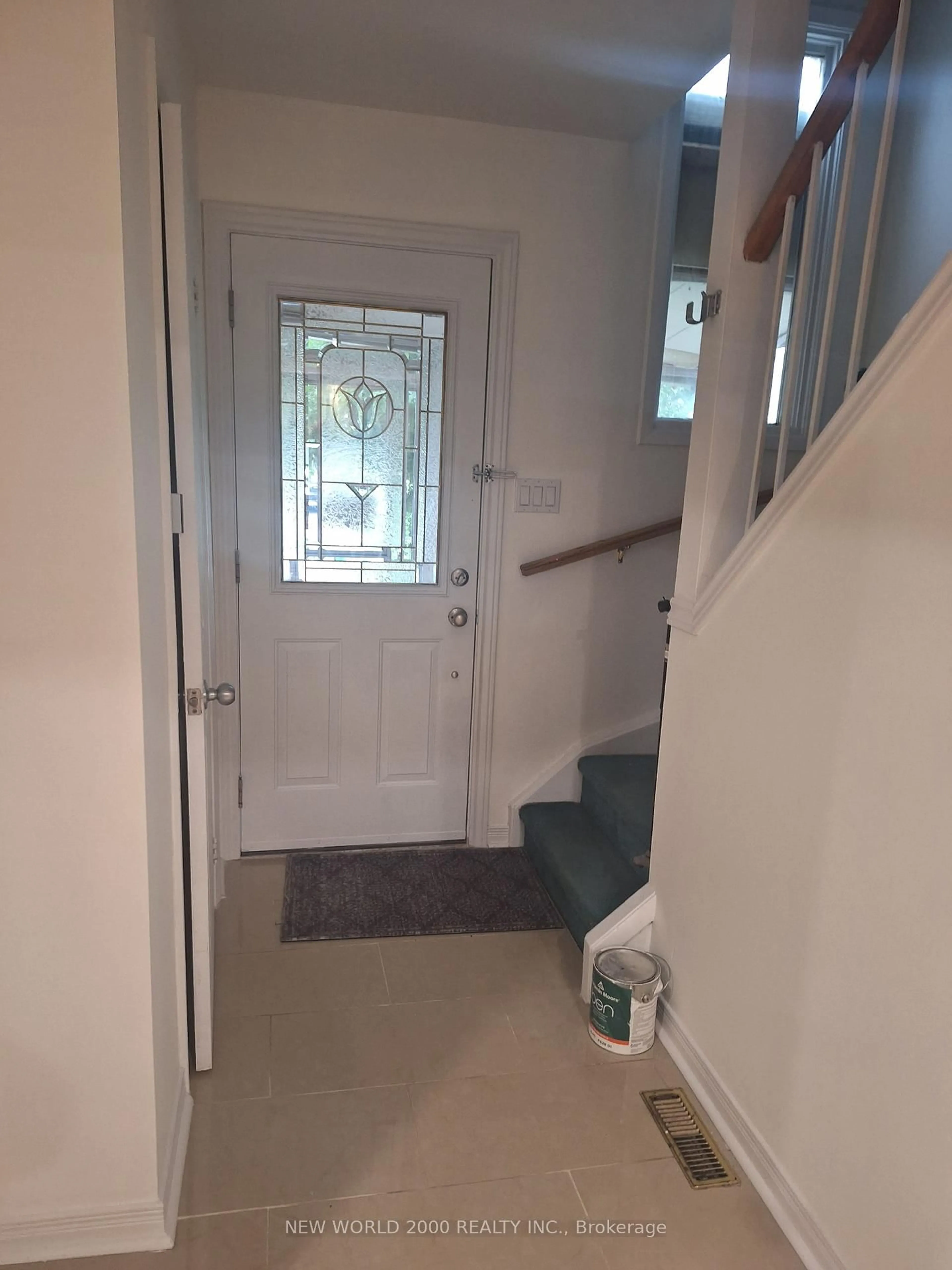 Unknown for 676 Galloway Cres, Mississauga Ontario L5C 3W1
