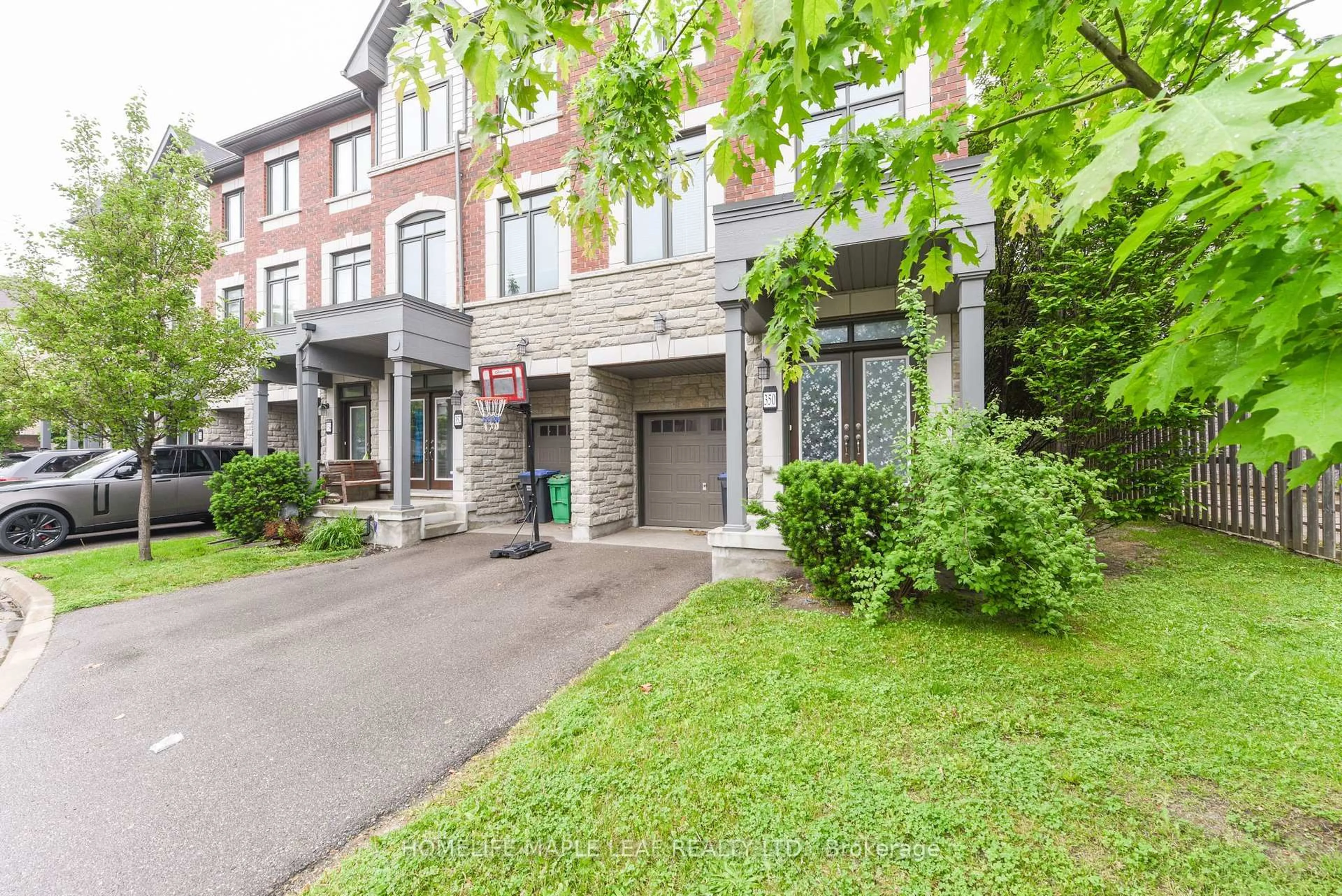 Unknown for 350 Ladycroft Terr #1, Mississauga Ontario L5A 3N7