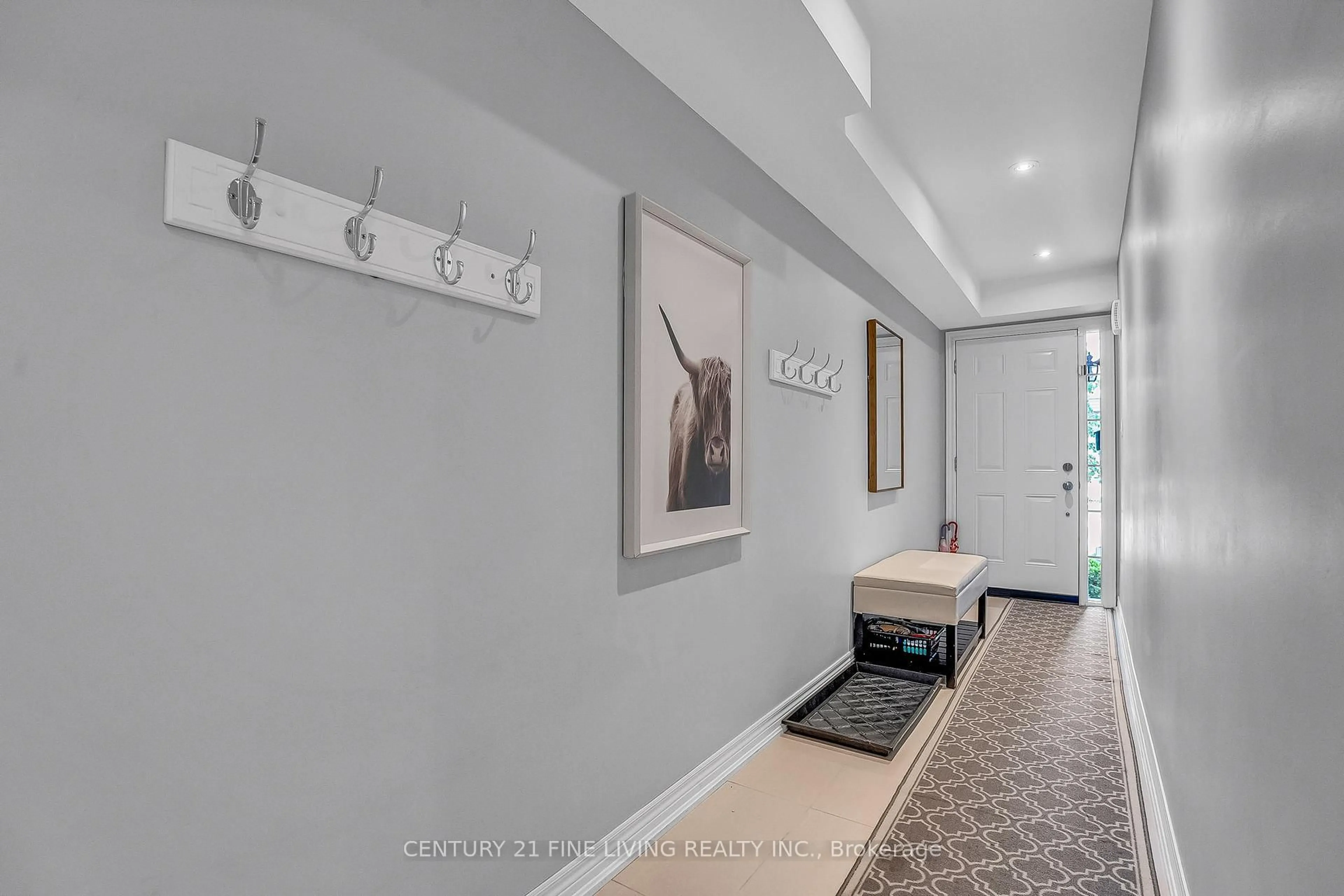 Indoor entryway for 59A Westona St, Toronto Ontario M6N 5H3