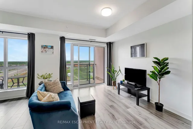 Additional property image - 405 Dundas St Unit 702