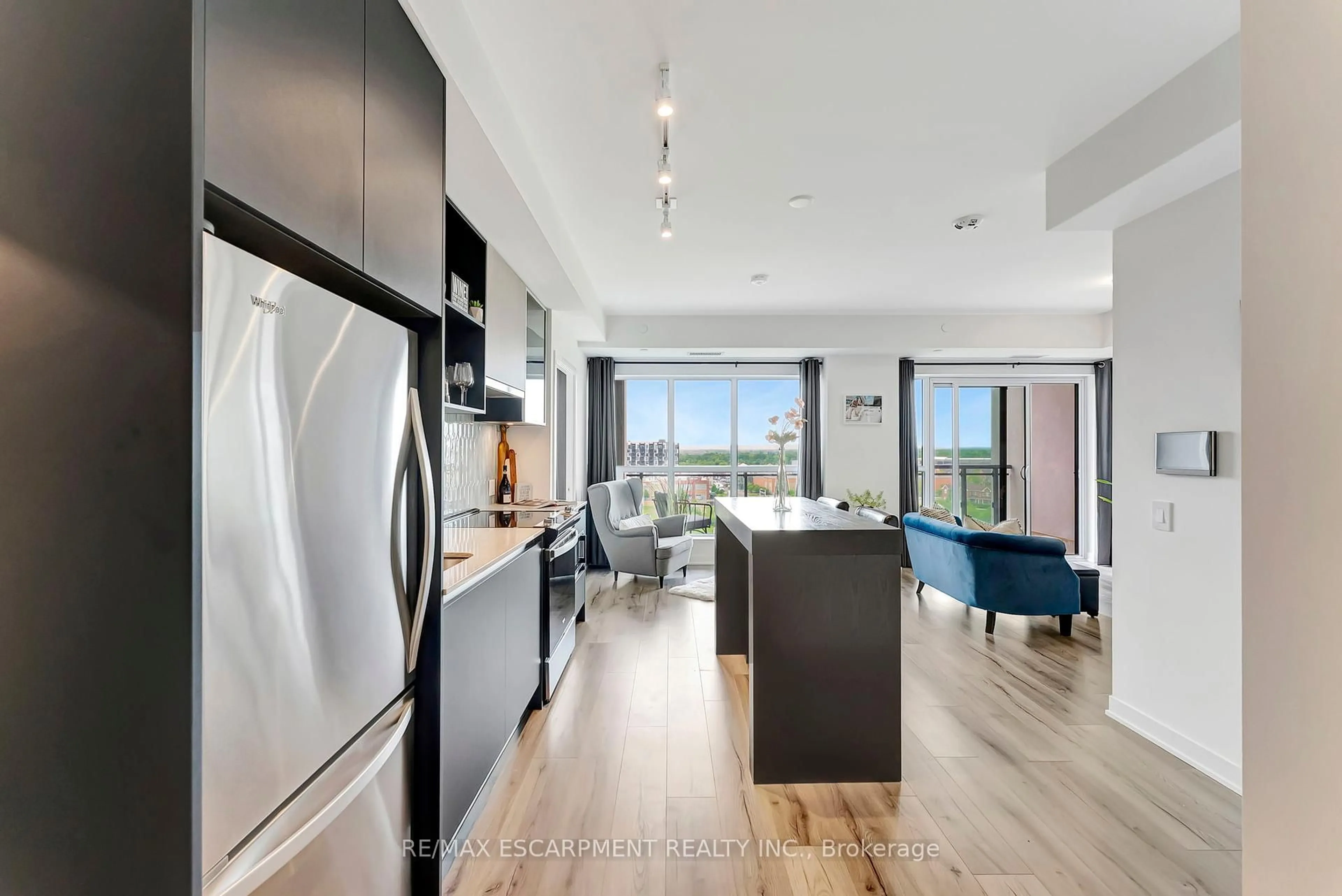 Open concept kitchen, unknown for 405 Dundas St #702, Oakville Ontario L6M 5P9