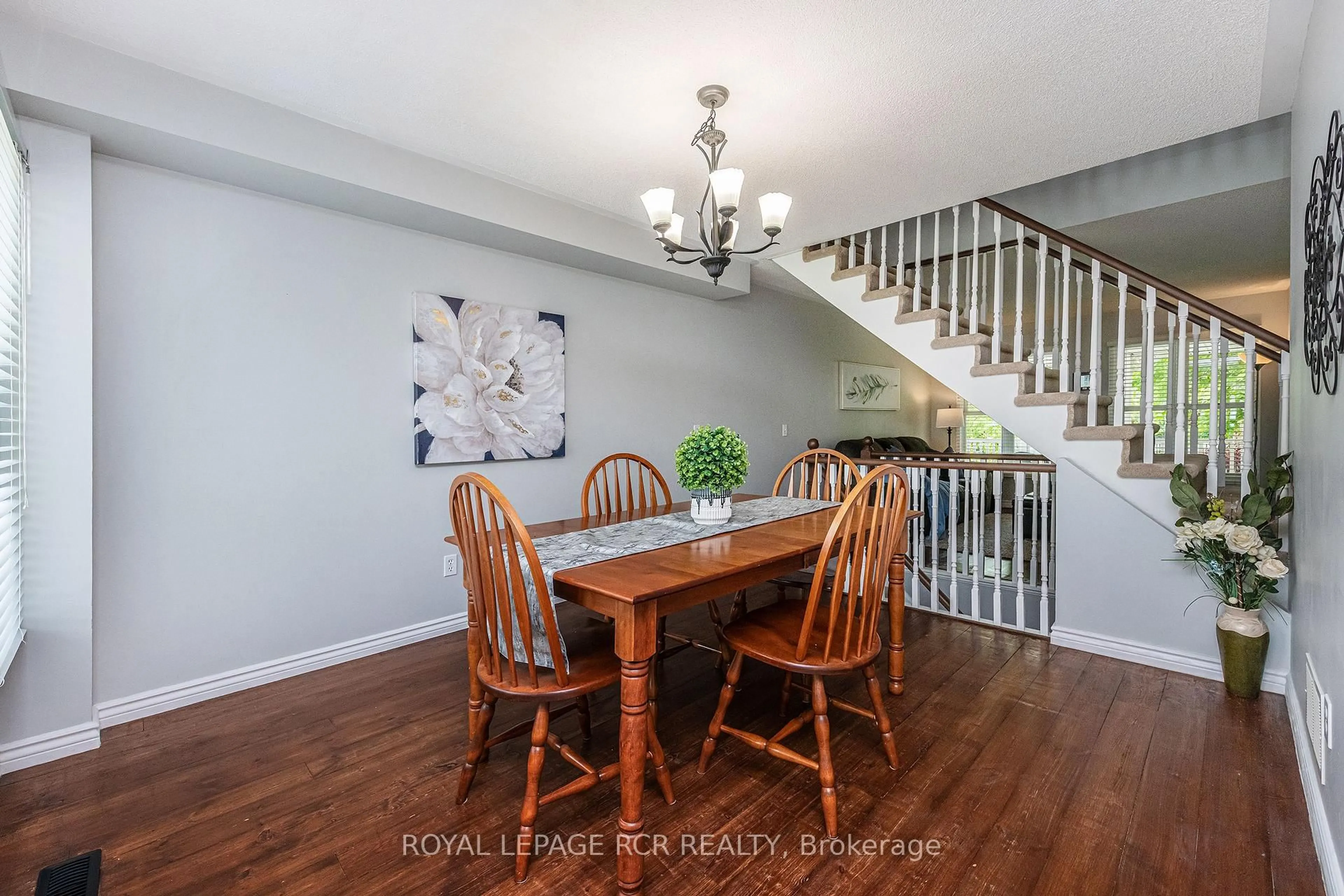 Dining room, wood/laminate floor for 311 Balsam St, Orangeville Ontario L9W 4X6