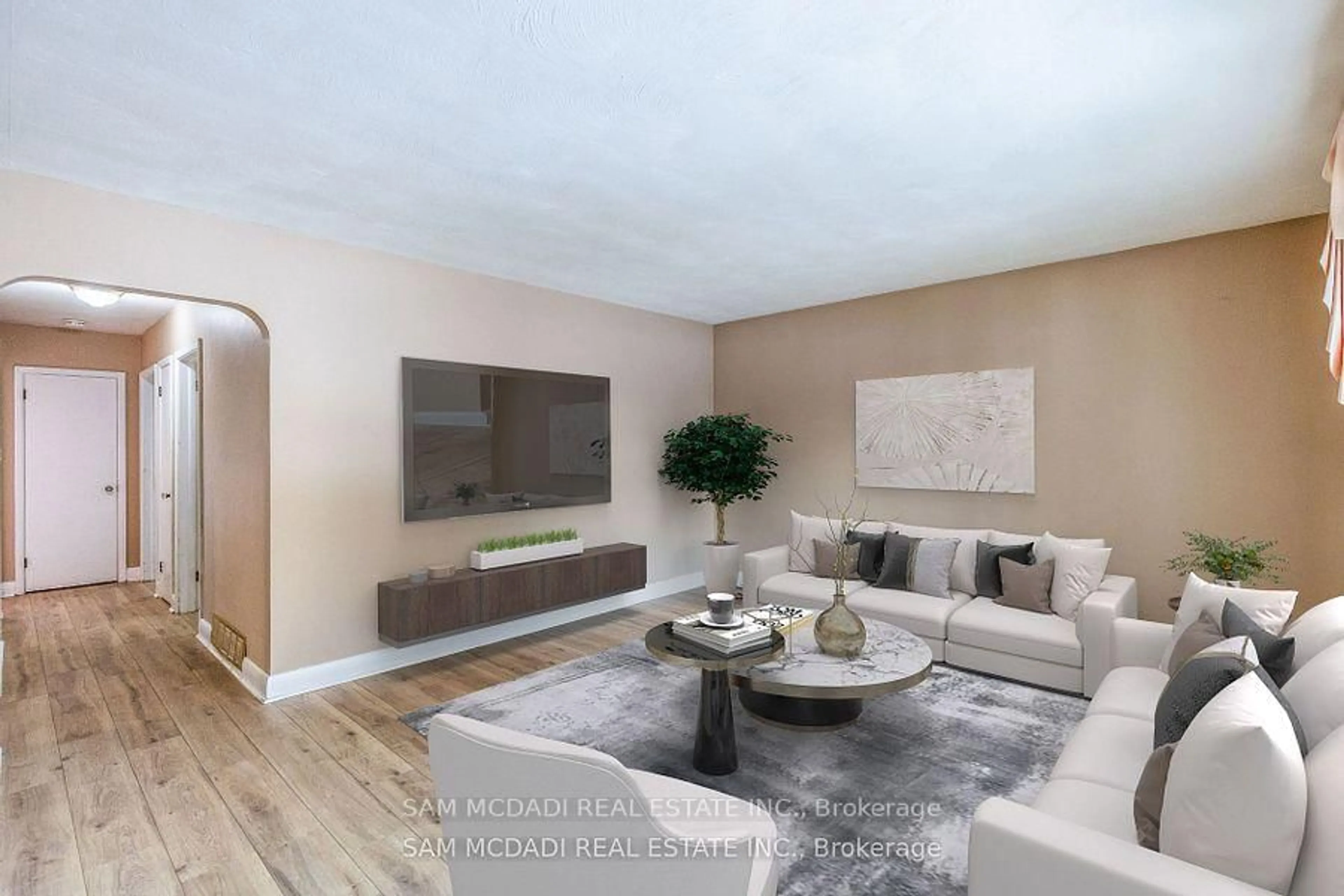 Living room with furniture, unknown for 125 Inglewood Dr, Oakville Ontario L6K 1W8