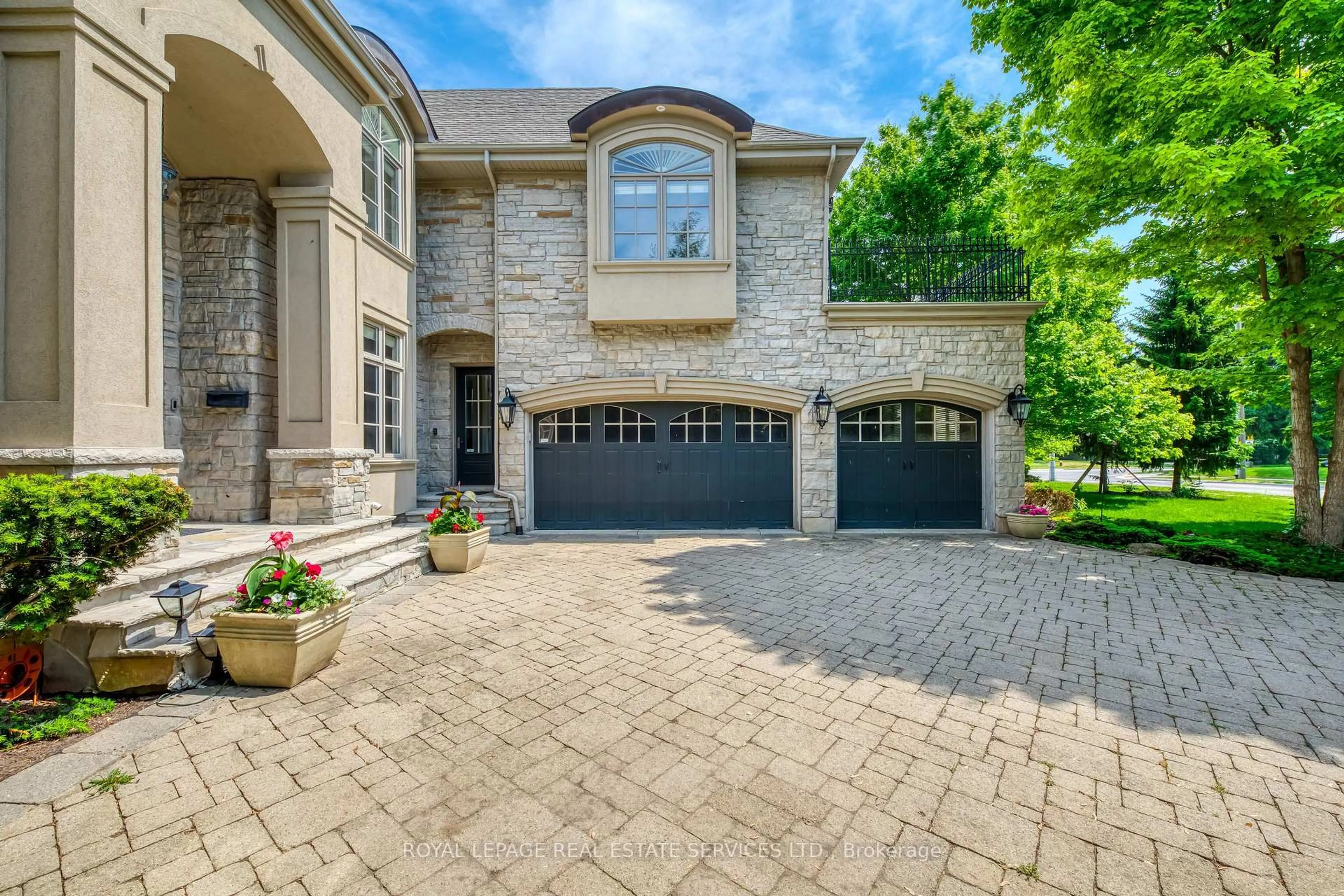 Home with brick exterior material, street for 3341 Lakeshore Rd, Burlington Ontario L7N 1B1